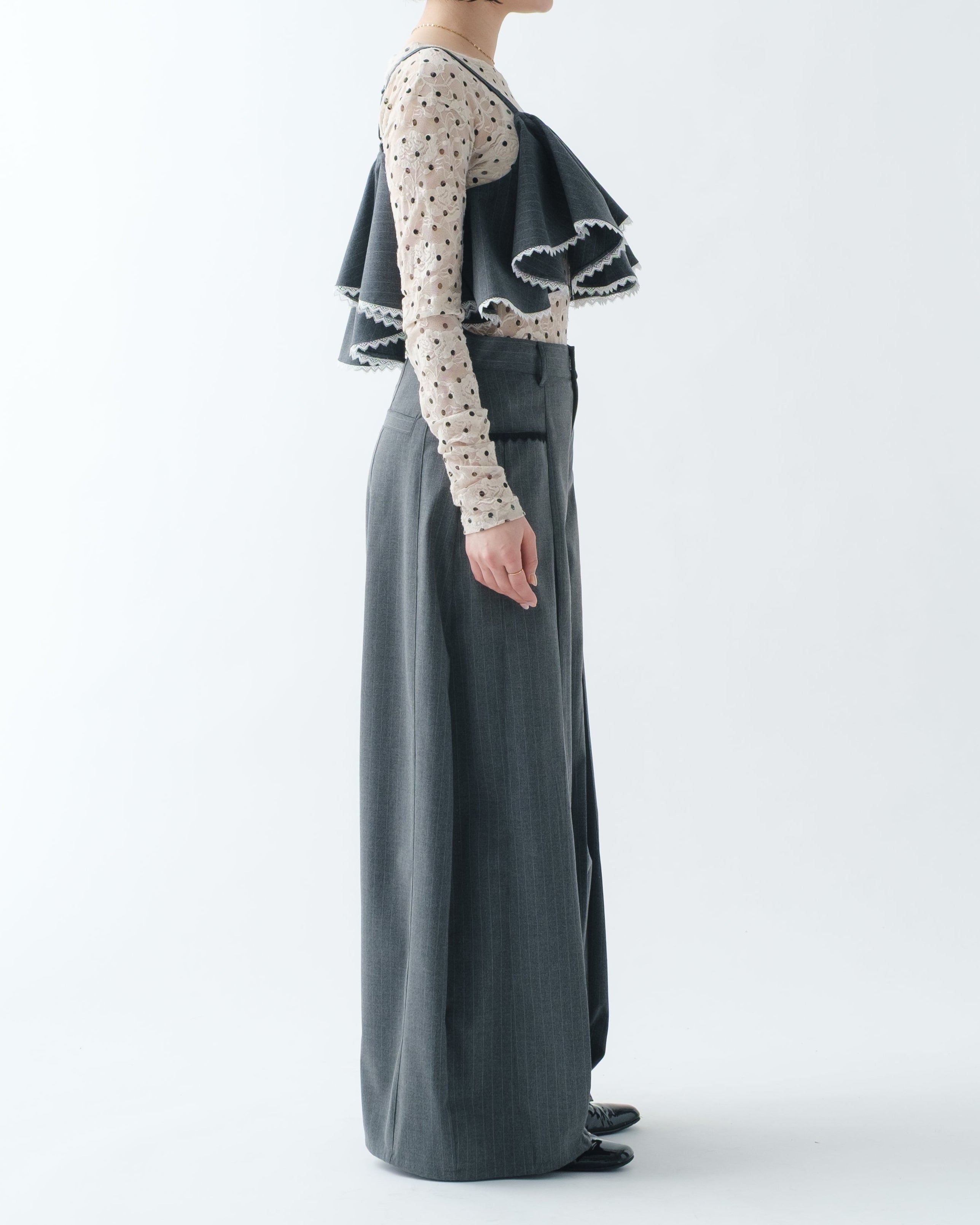 モデル身長 : 157cm / パンツ着用サイズ：1