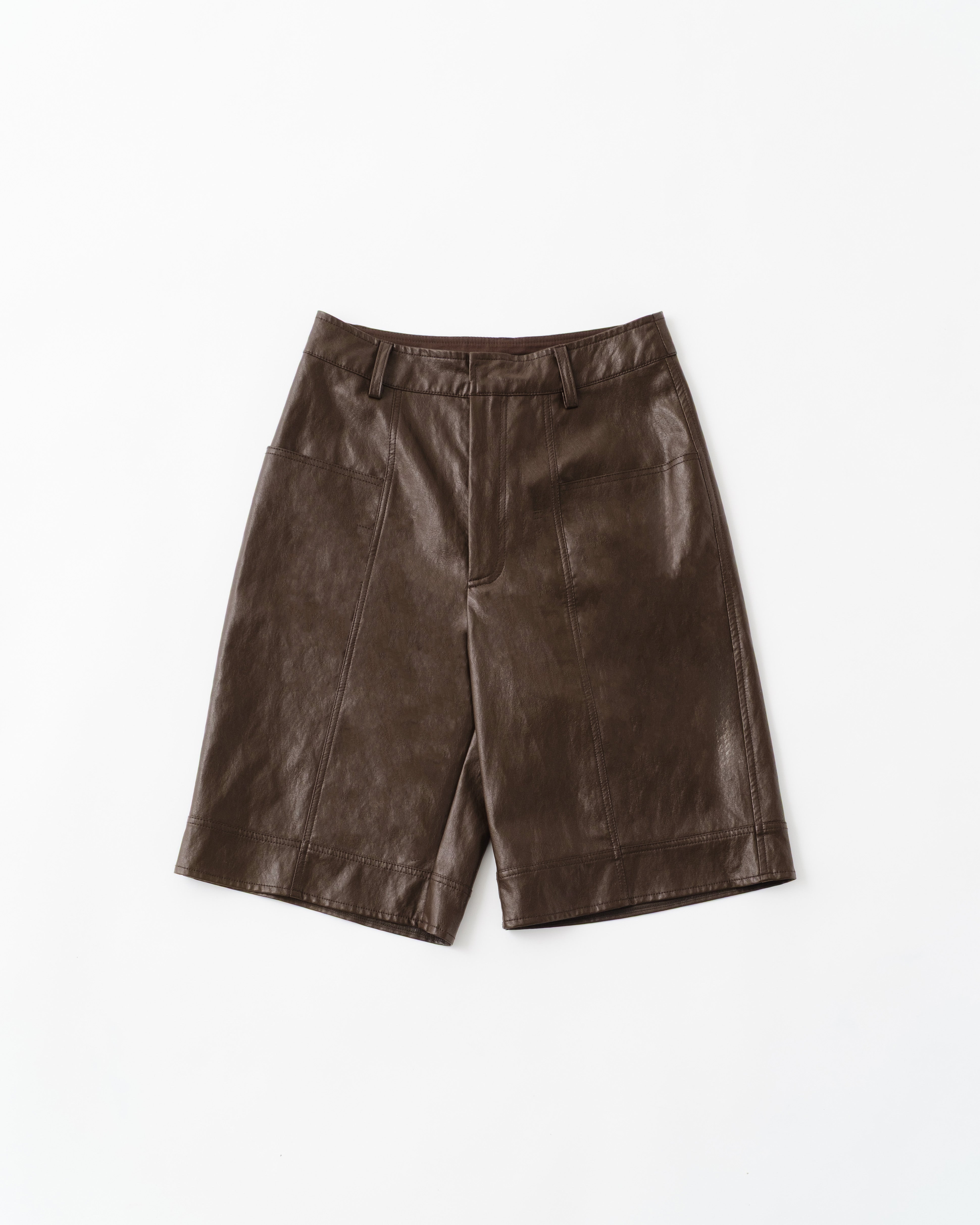 LEATHER-LIKE HALF PANTS LEATHER-LIKE HALF PANTS