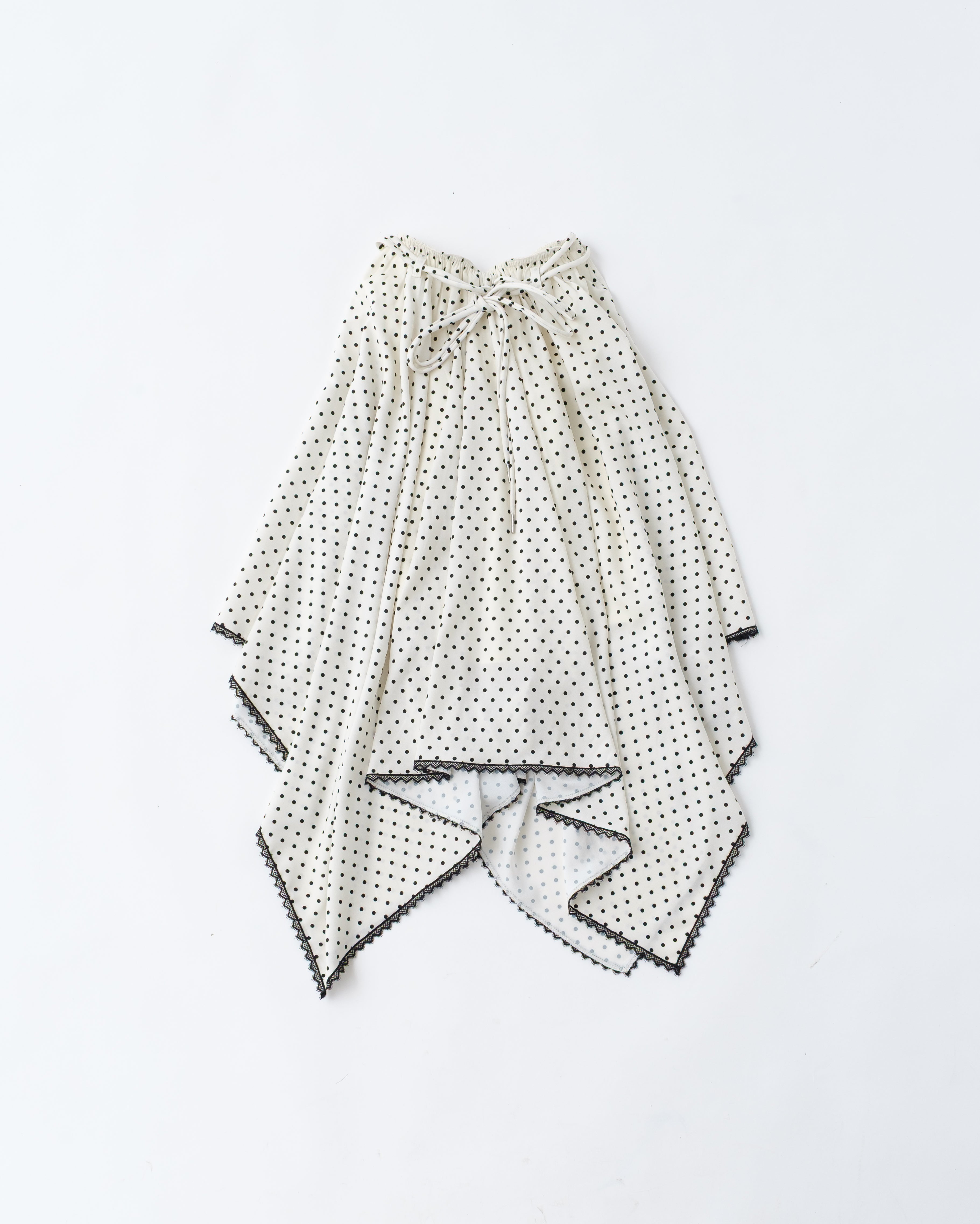 Airy handkerchief skirt