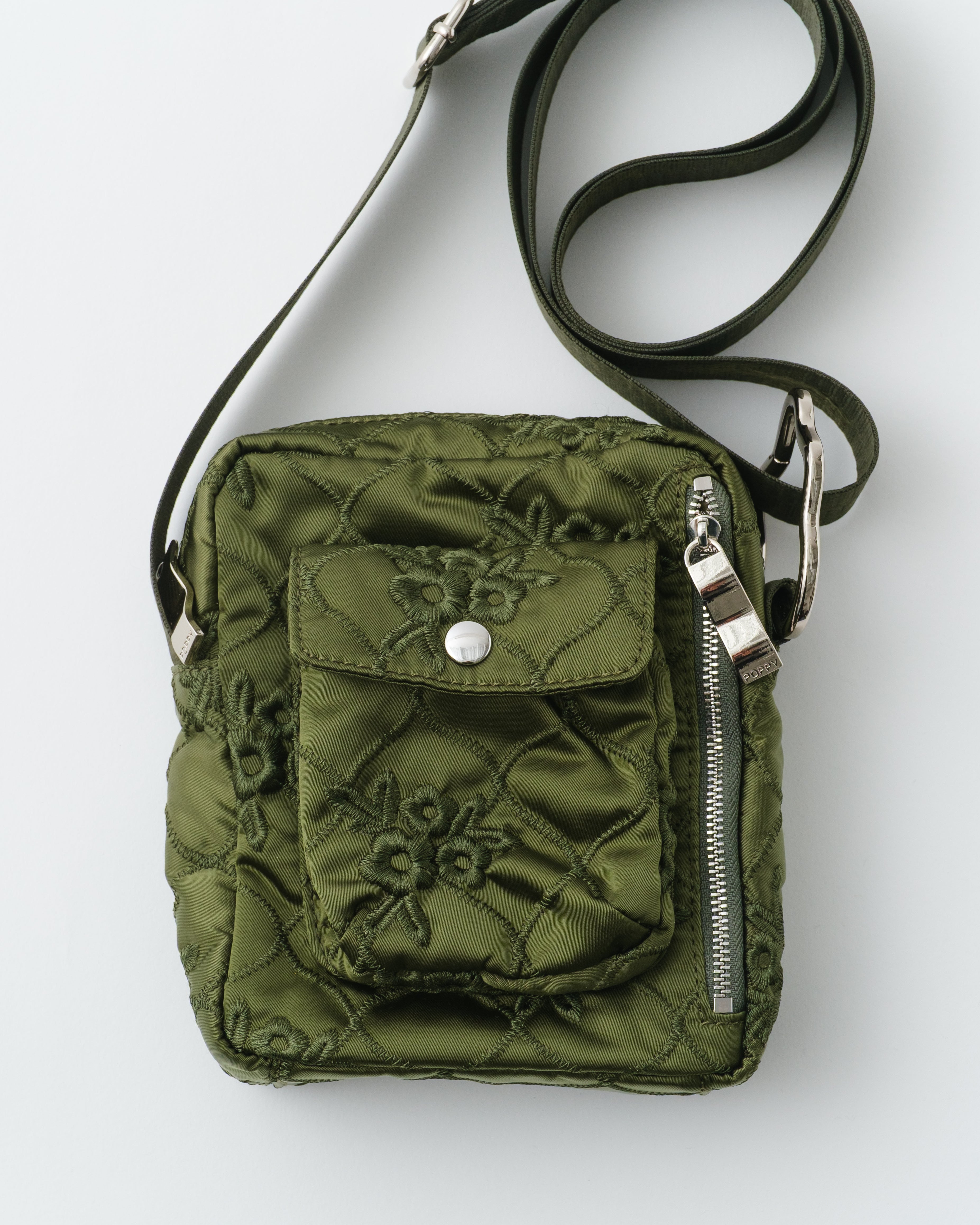 Flower quilted pochette