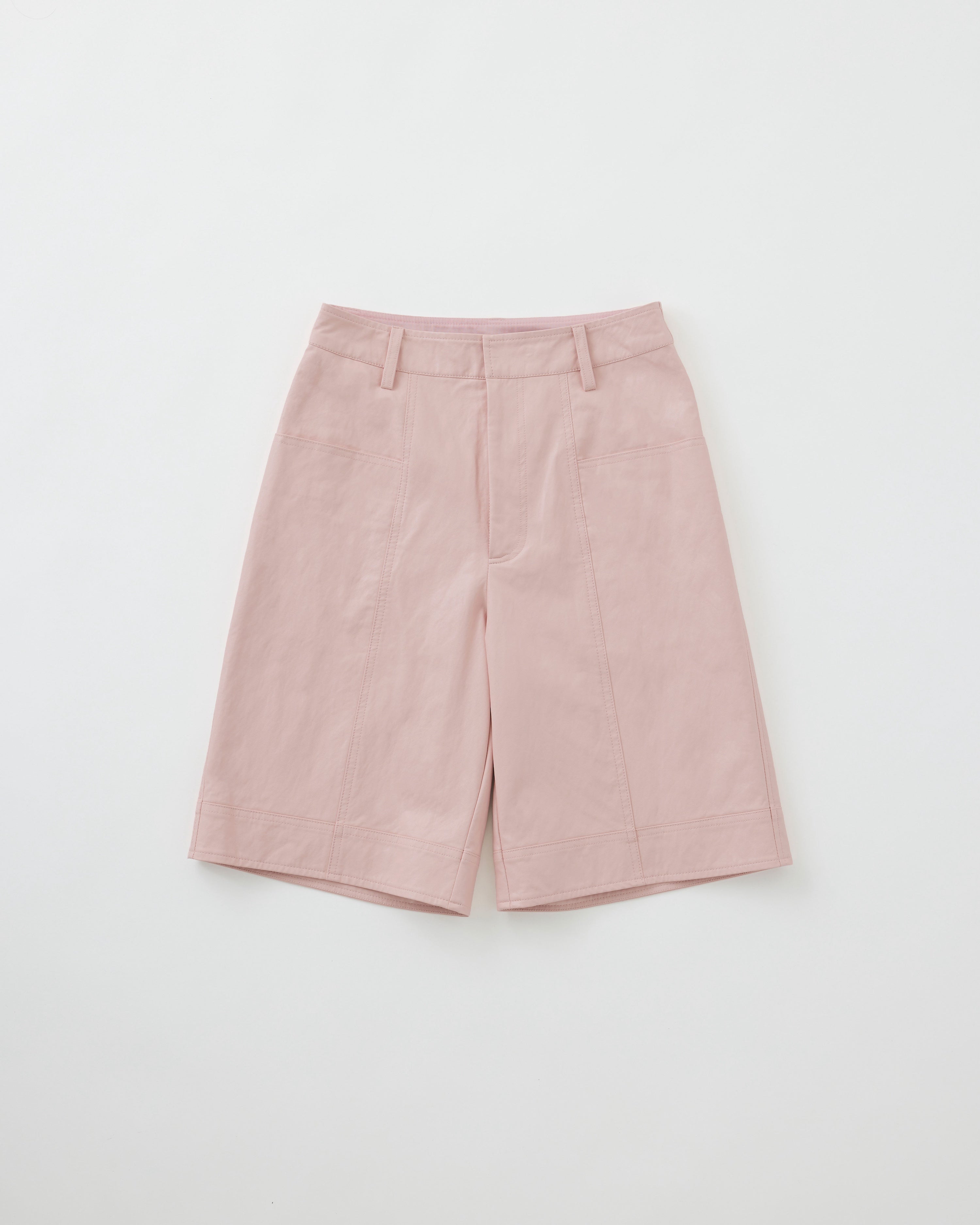 Leather-like half pants