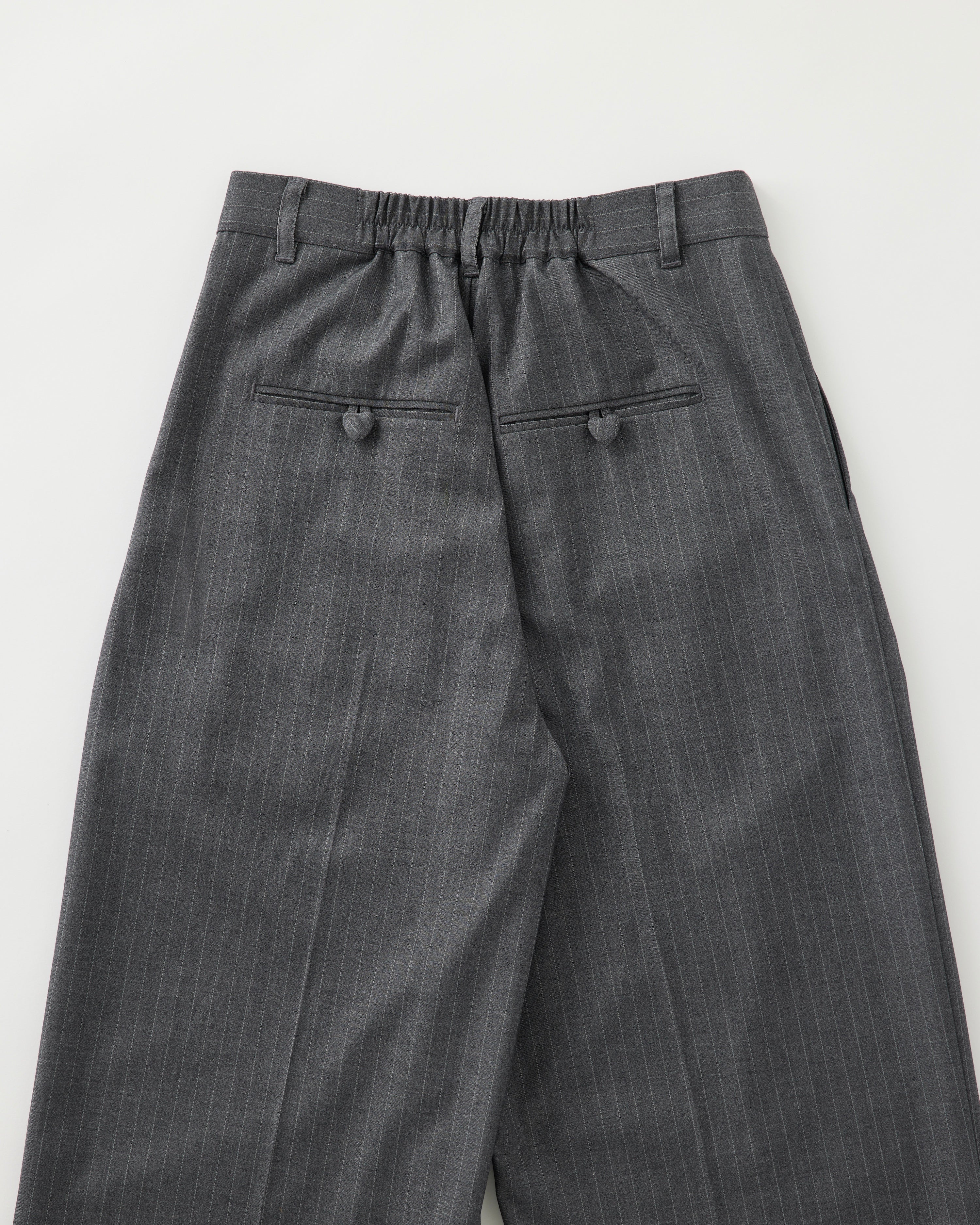 Double-tucked straight pants