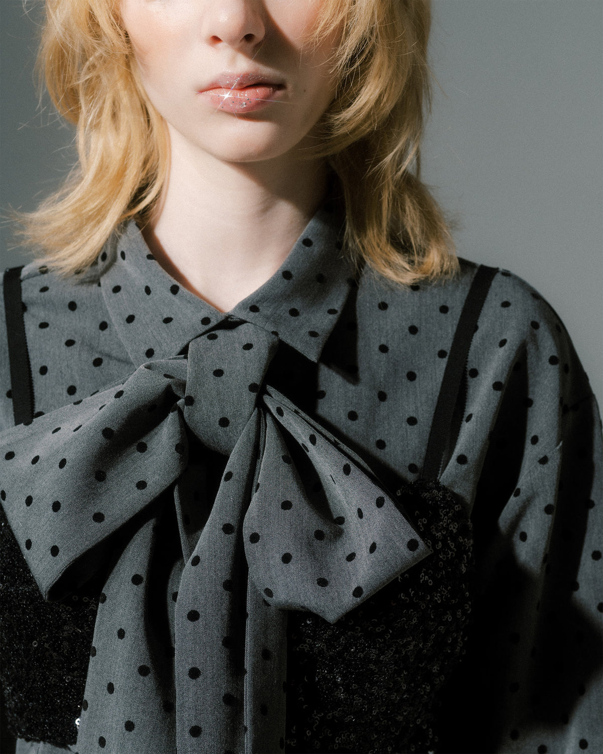 2way ribbon tie cropped shirt