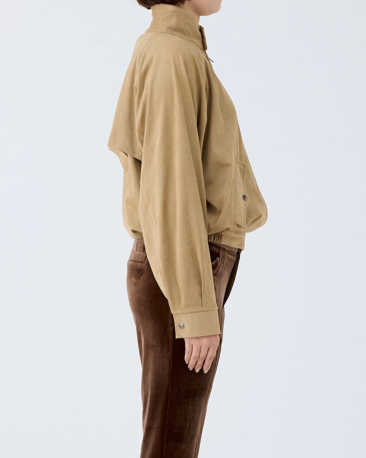 モデル身長 : 170cm / パンツ着用サイズ：2