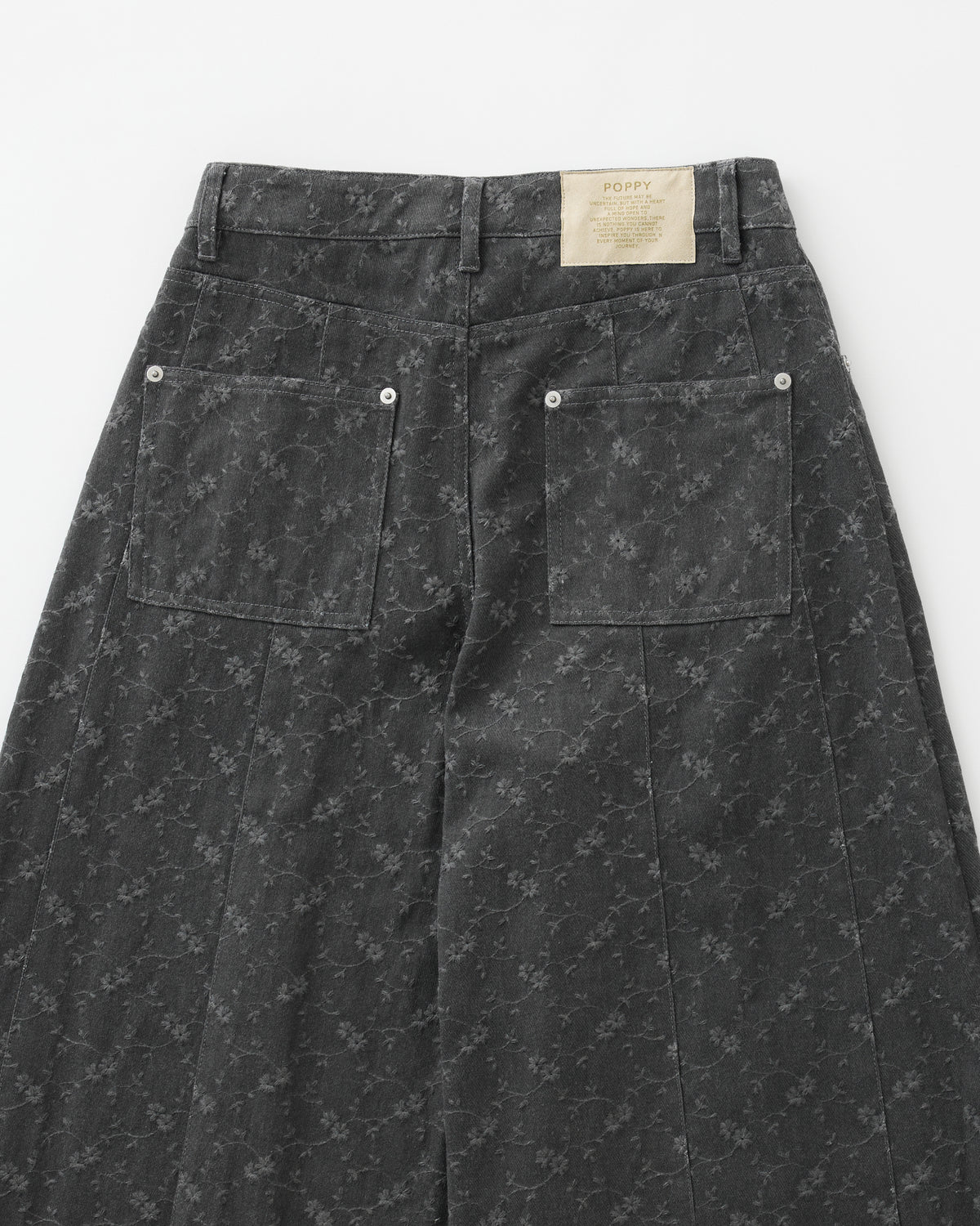 Flower pleated balloon denim pants