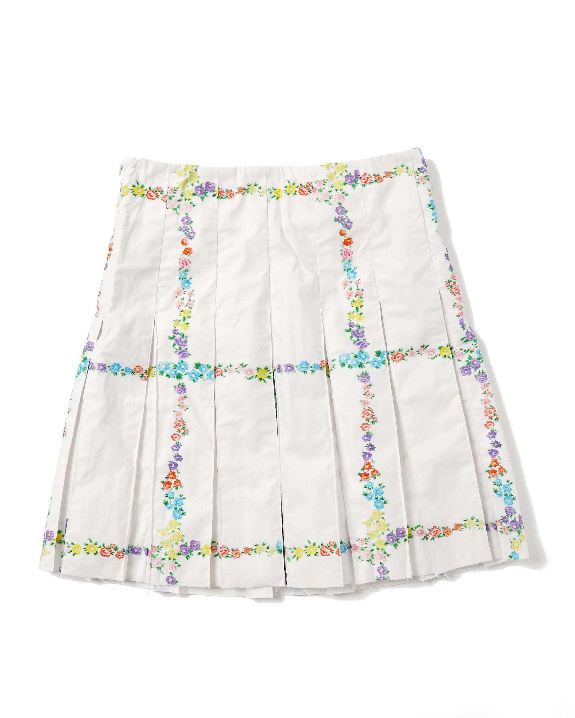 <b>yuhan wang</b><br>floral checked pleated skirt
