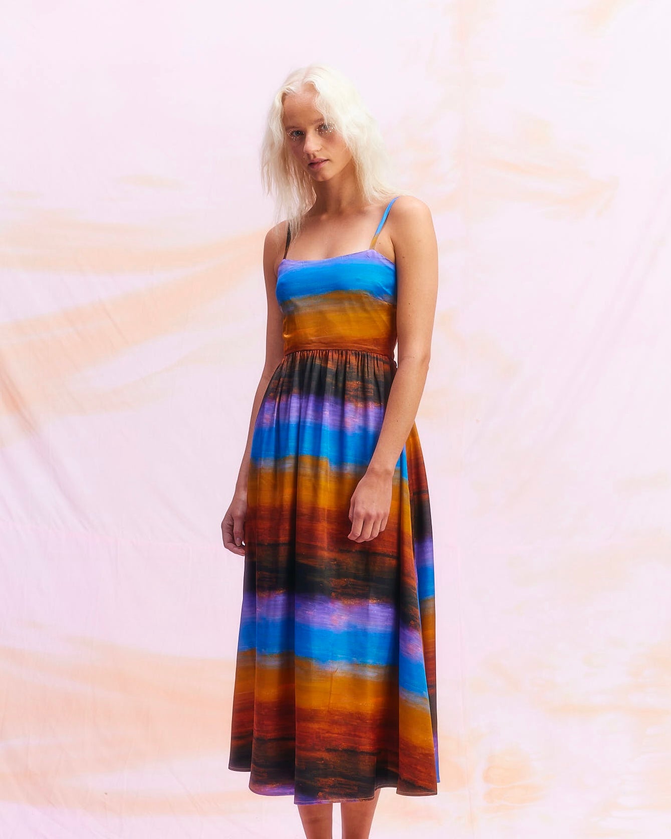 <b>HELMSTED</b><br>Camille Dress