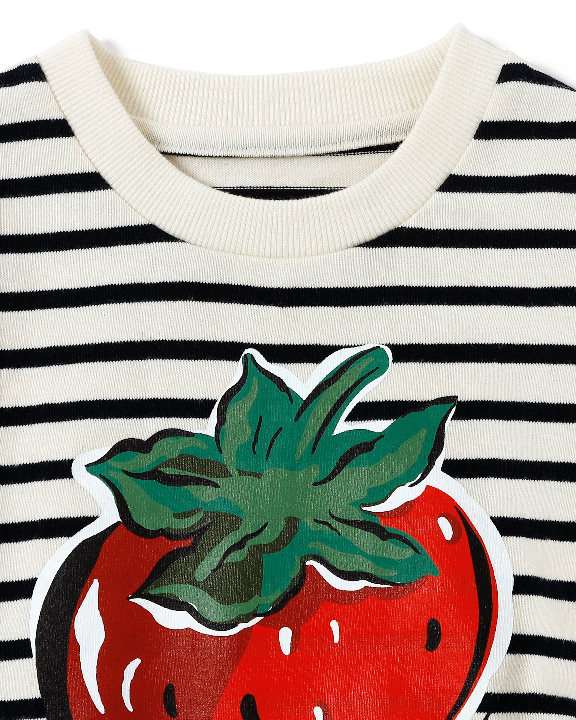 KIDS Strawberry printed T-shirts  (Navy border)
