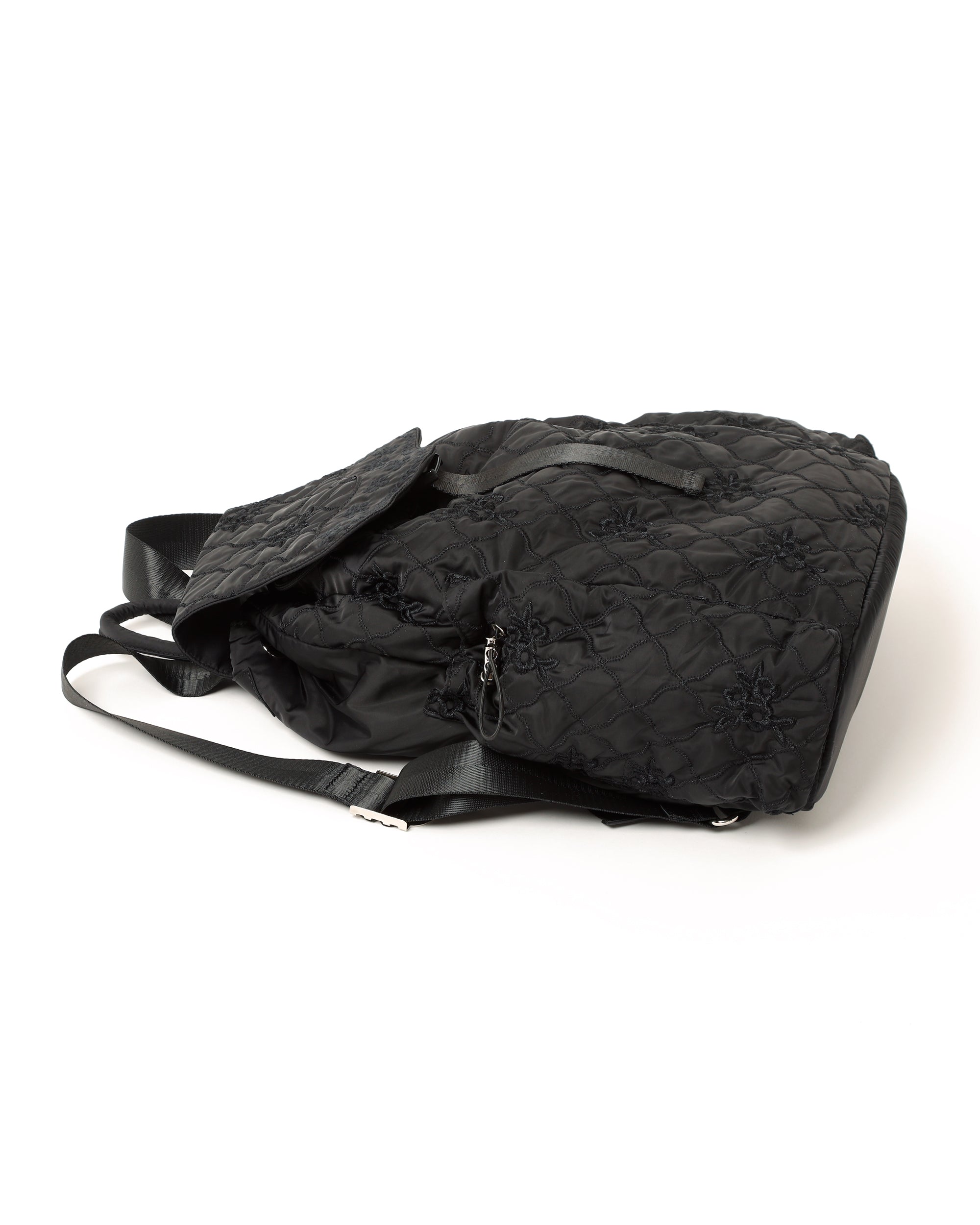 pointe backpack (black)
