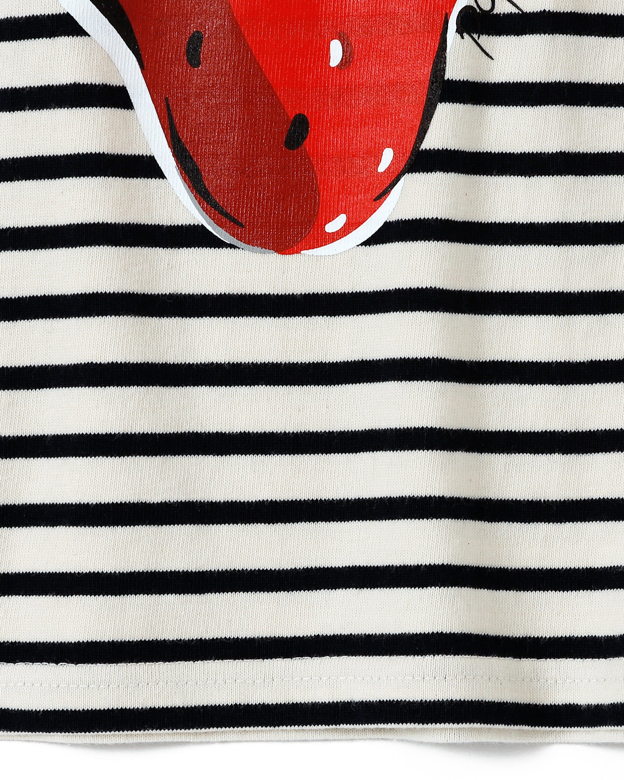 KIDS Strawberry printed T-shirts  (Navy border)
