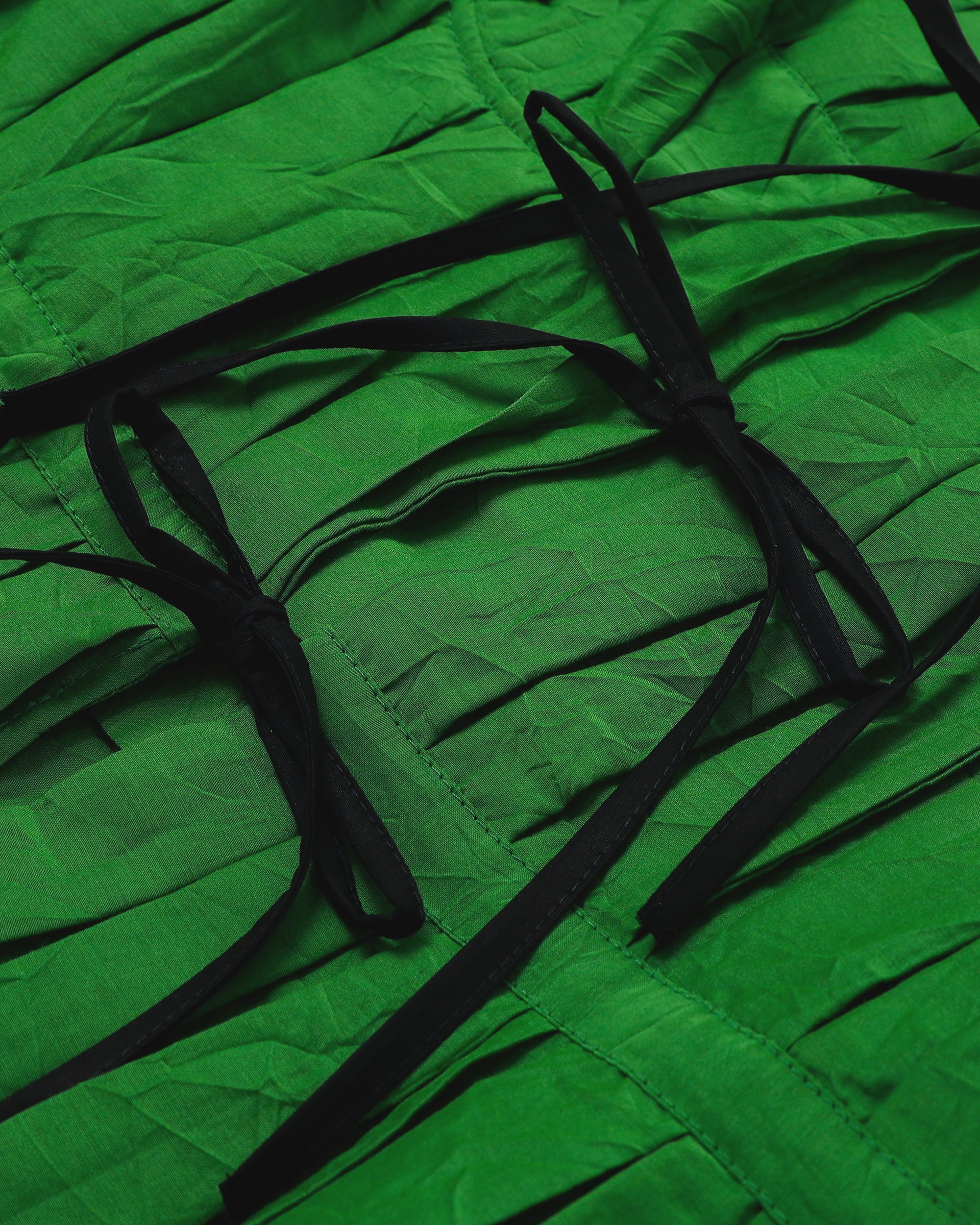 <b>naya rea</b><br>JACQUELINE HAND PLEATED TOP / Green