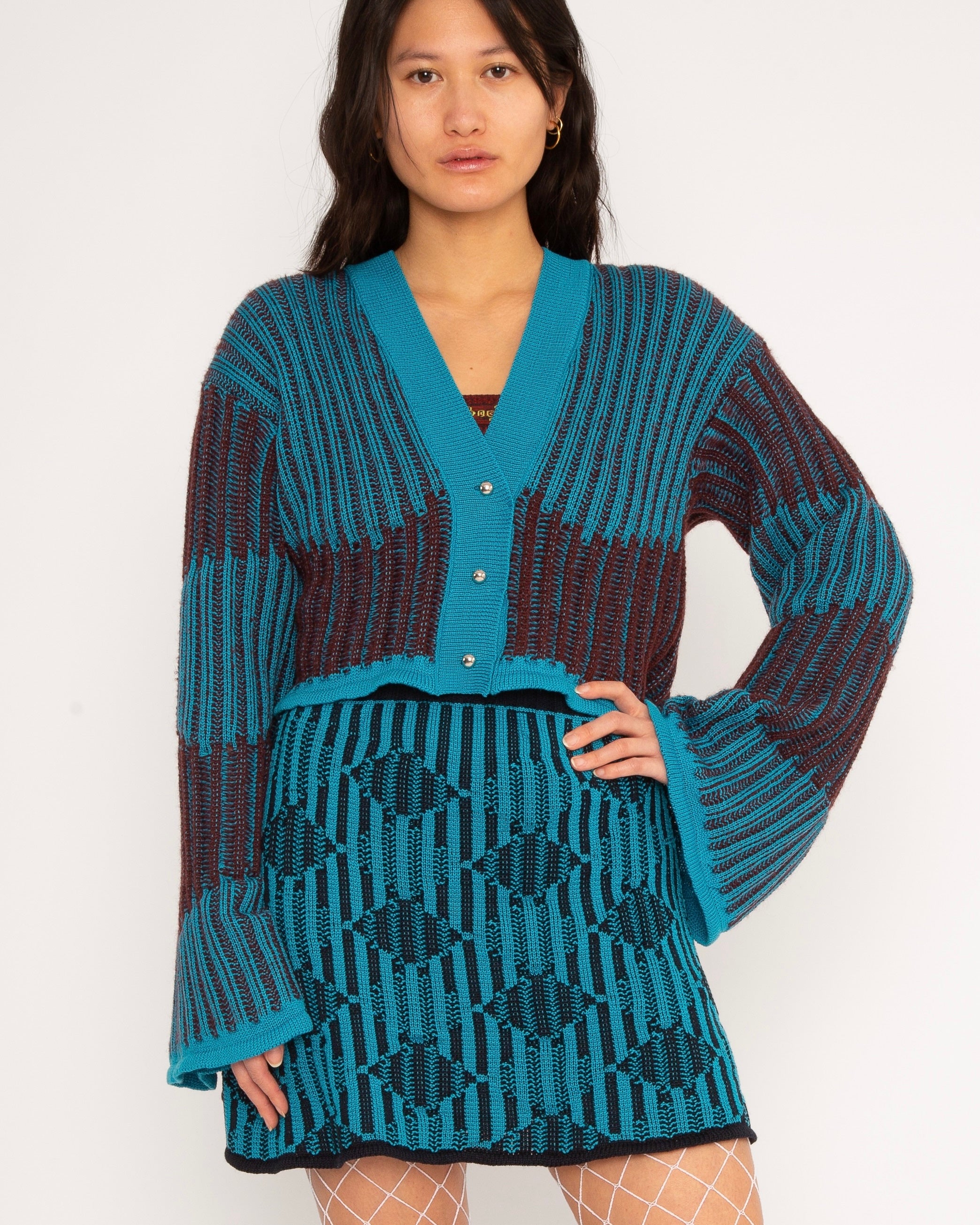 <b>Nadia Wire</b><br>wavy wool cardigan / turquoise