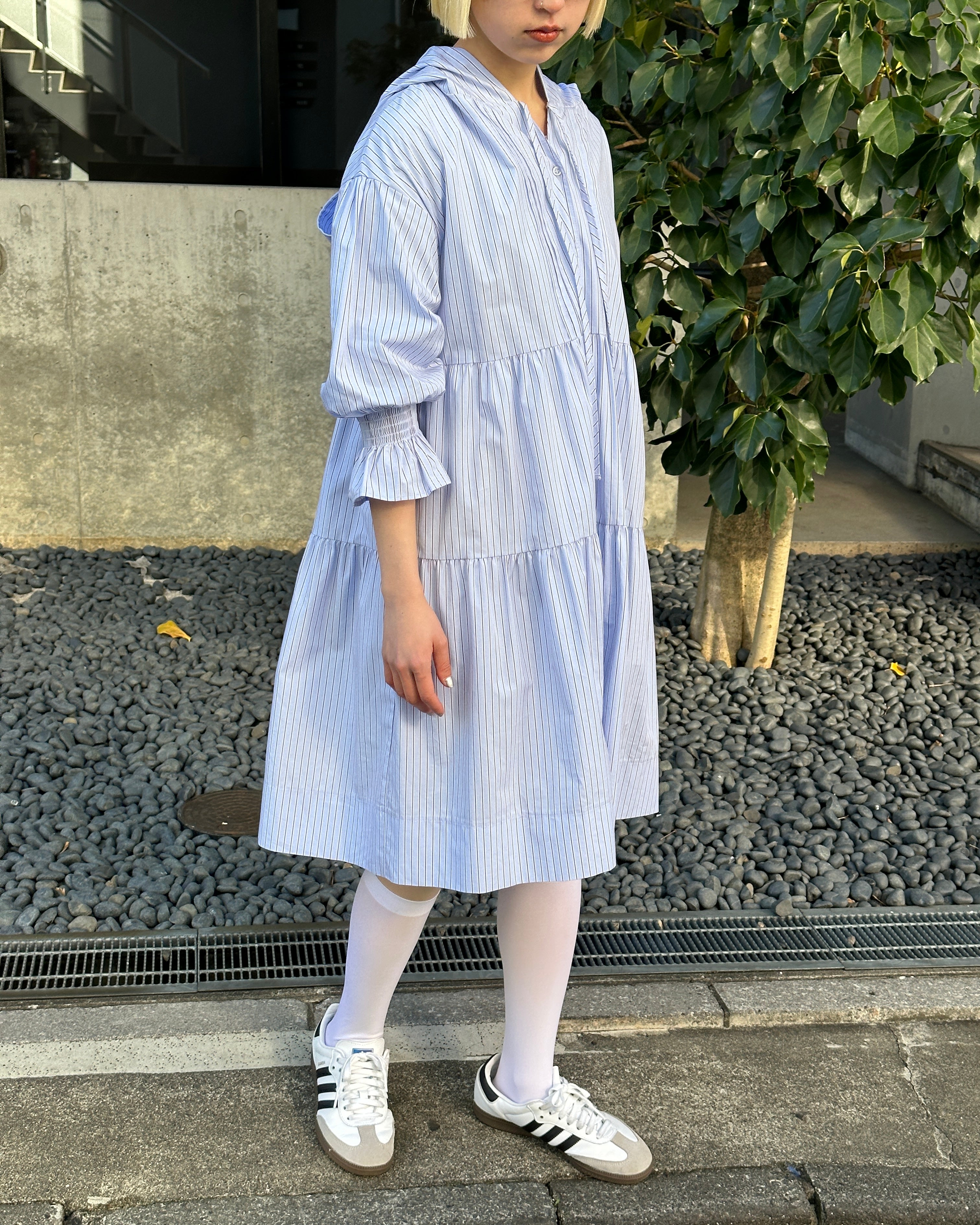 Hoodie tiered one-piece (stripe)