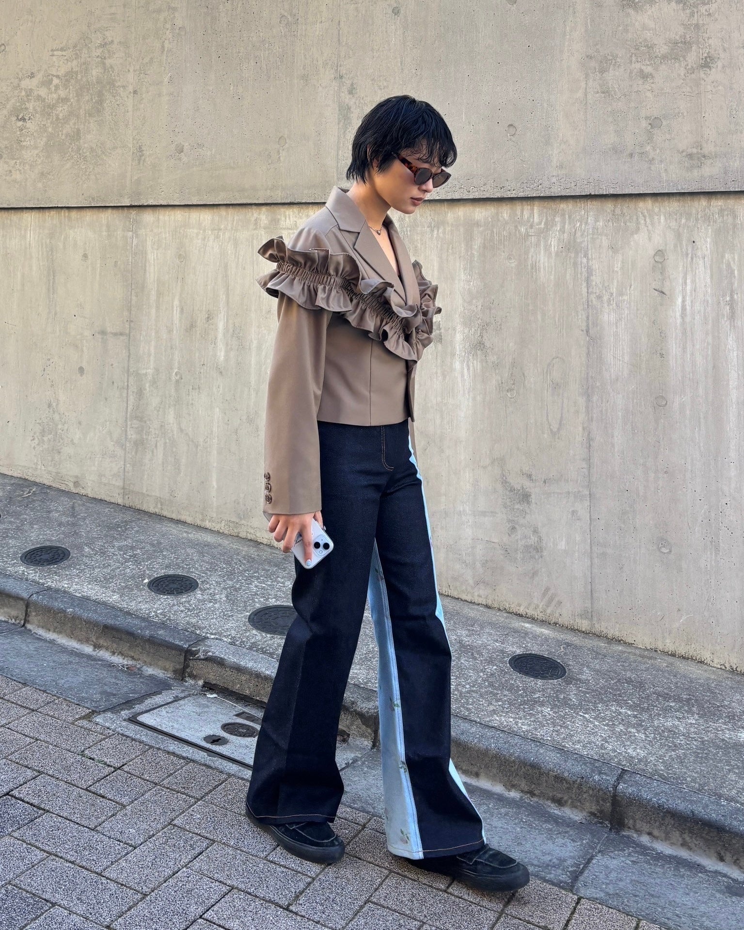 Gathered frill short jacket (light brown)