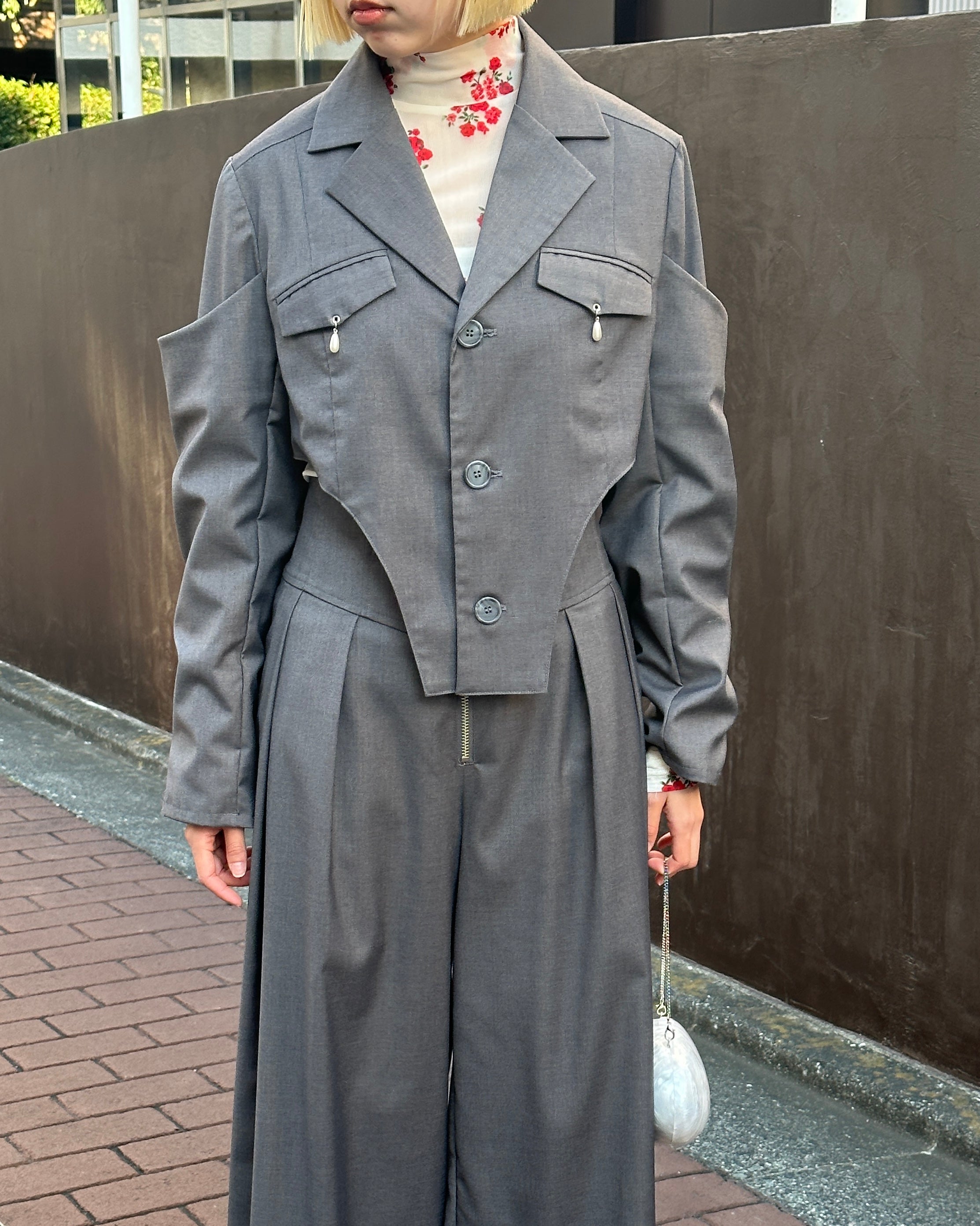 Double-sleeve cut jacket