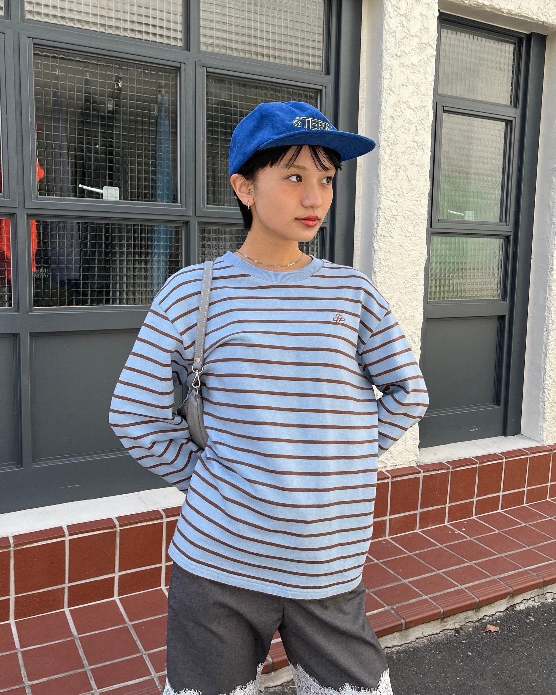 Border long t-shirt (sky blue/brown)