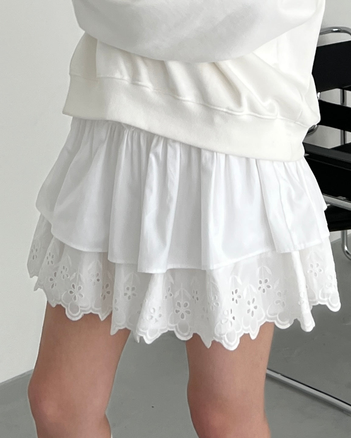 Cotton lace mini skirt