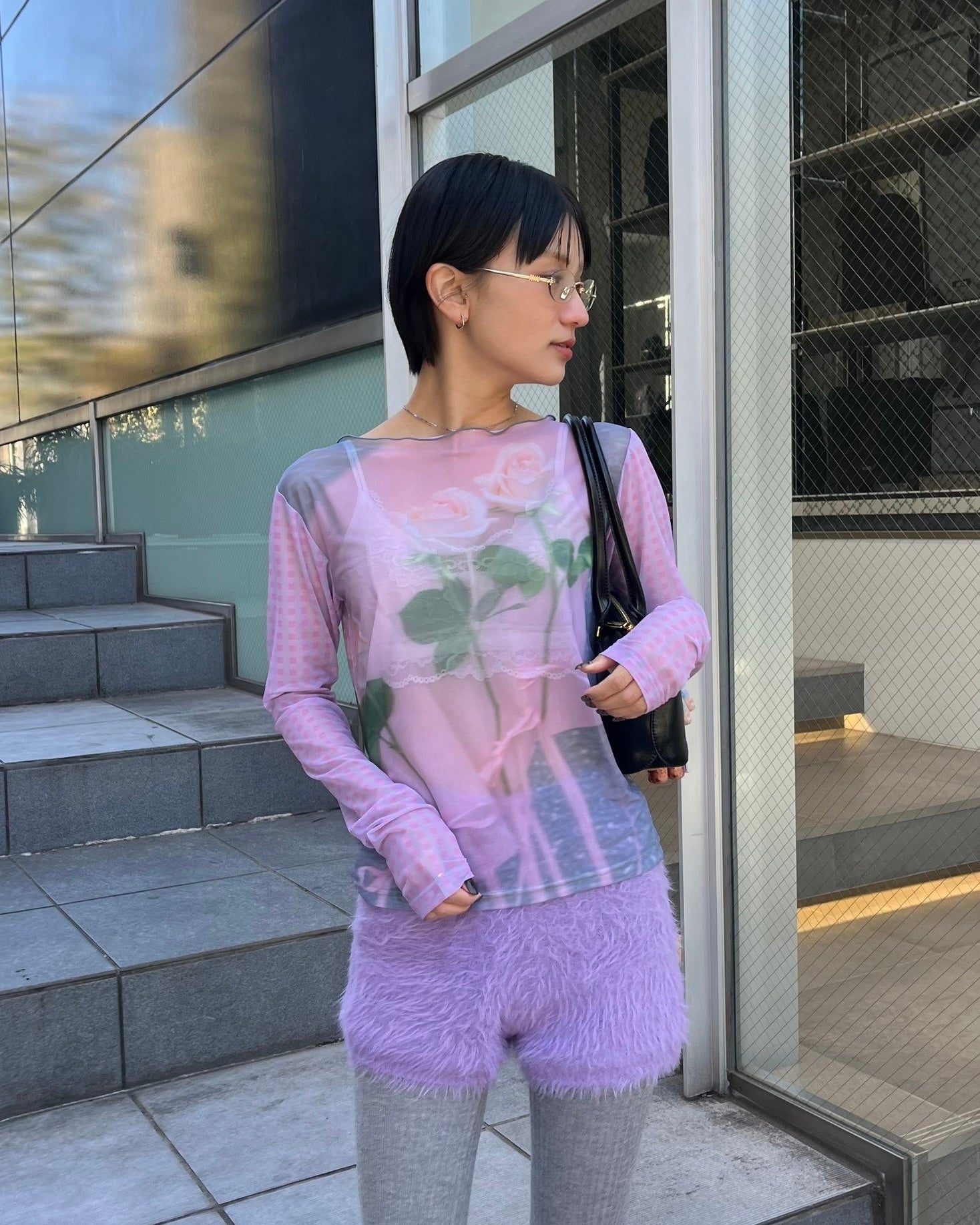 Photo ROSES Pink see-through tops (round neck)