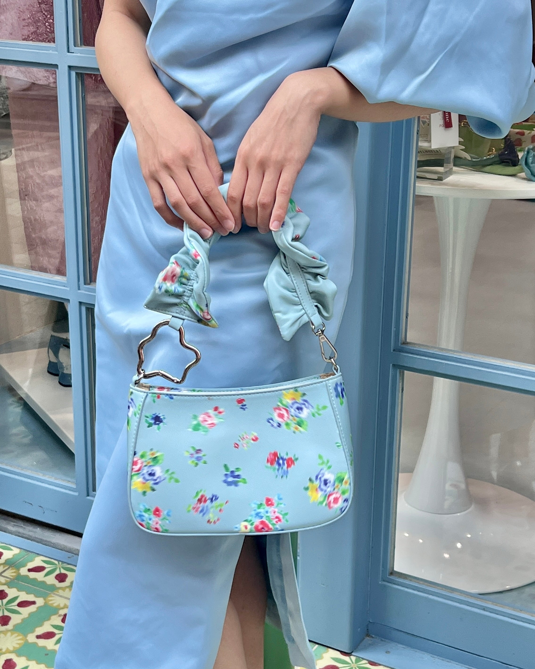 Blurred leather handbag (blue)