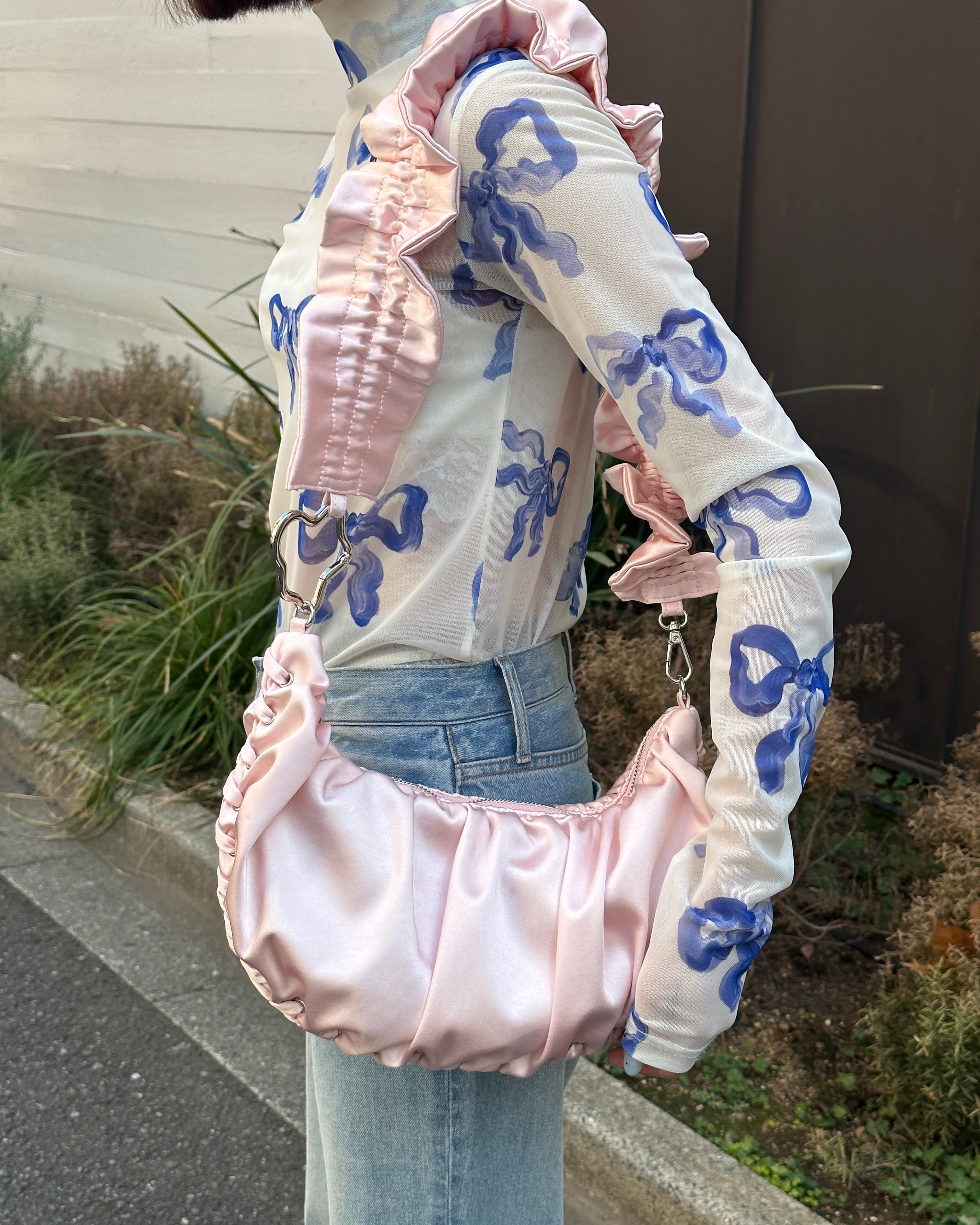 Half-moon gathered bag (pink)