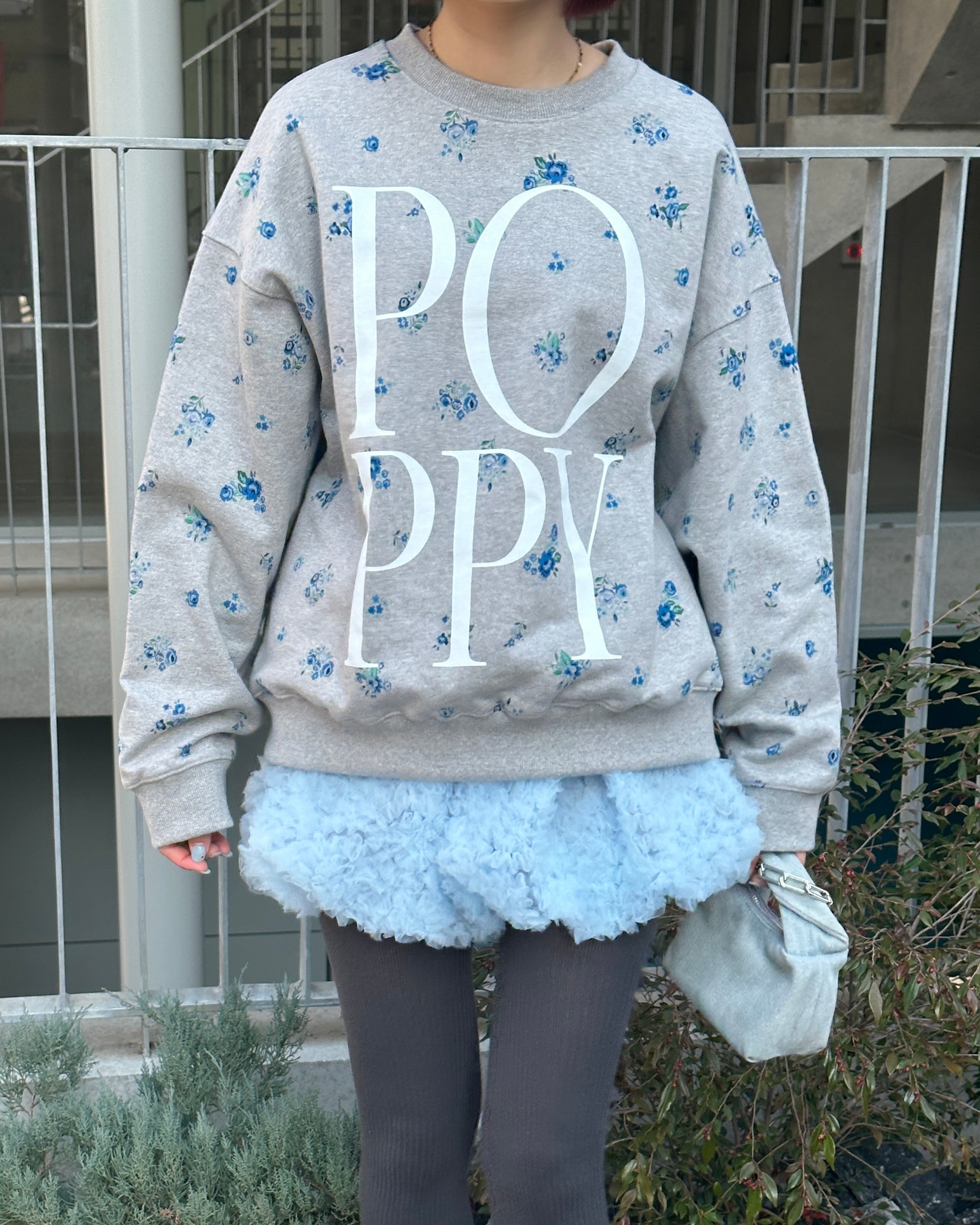 Blue flower print logo sweatshirt