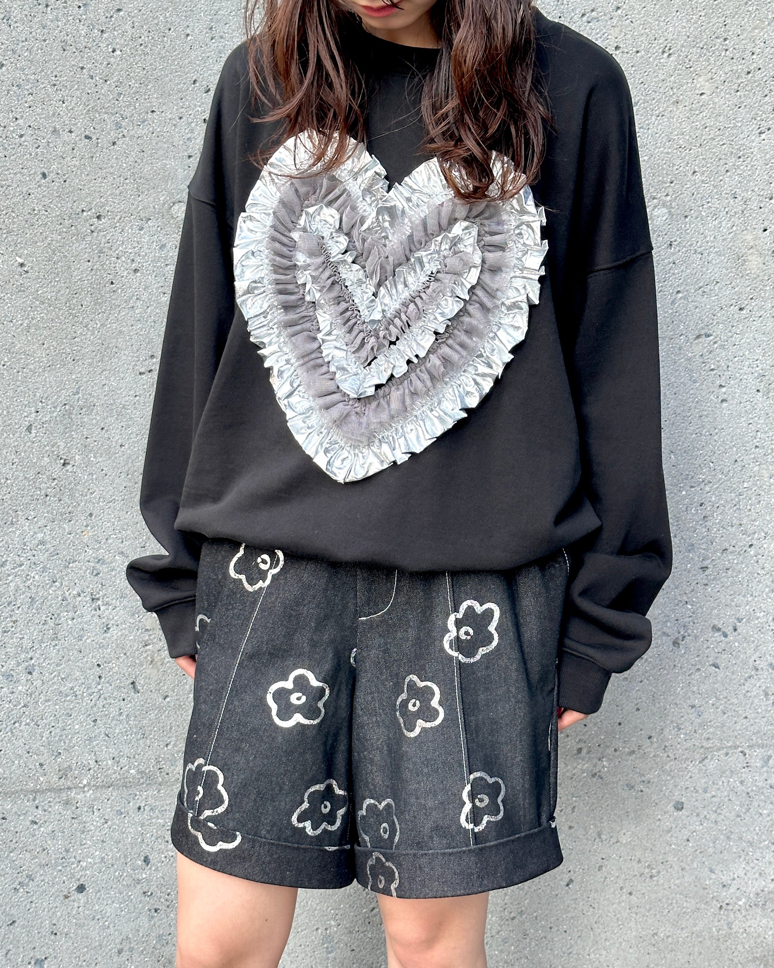 Silver flower half denim pants