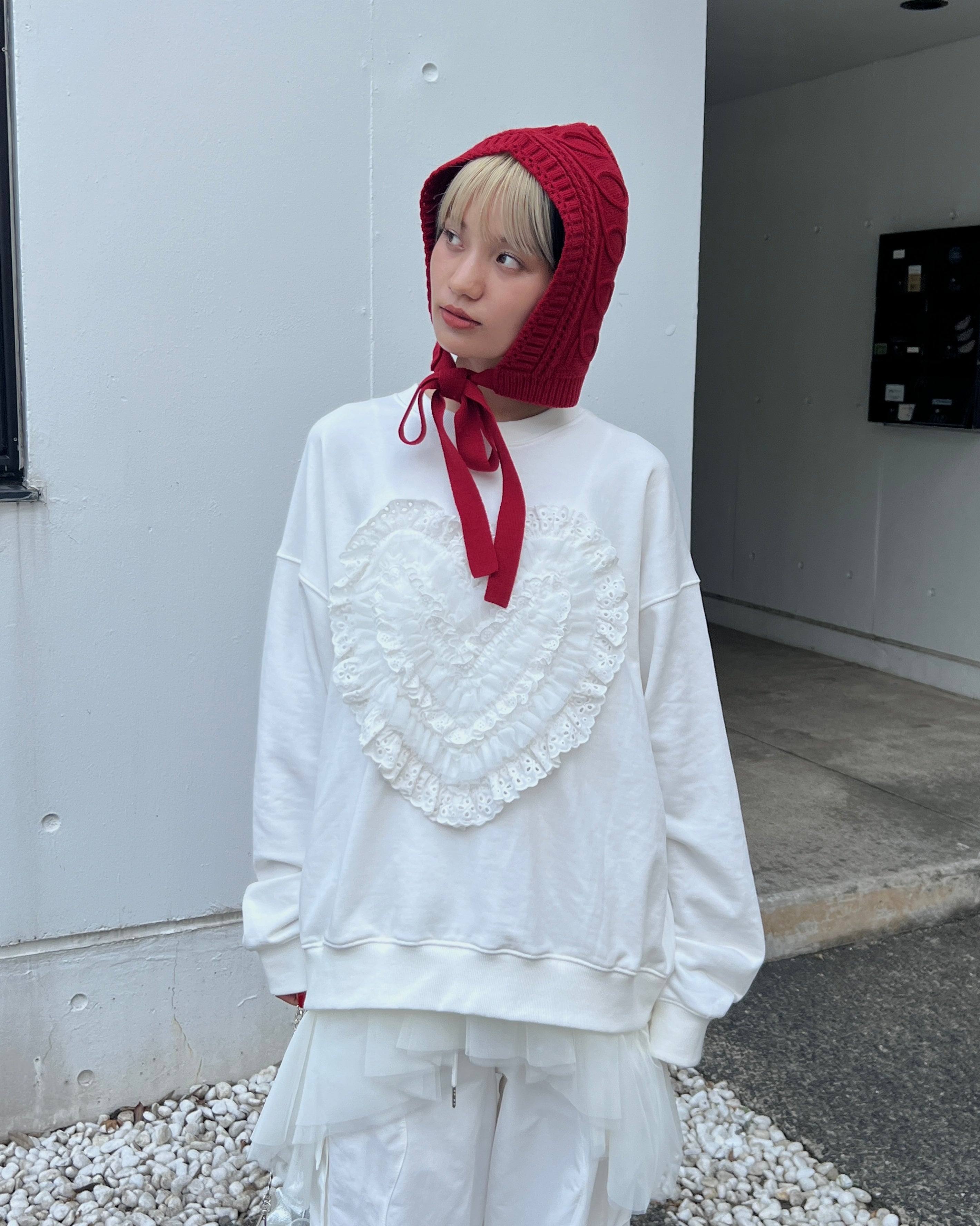 Cotton lace heart sweatshirt