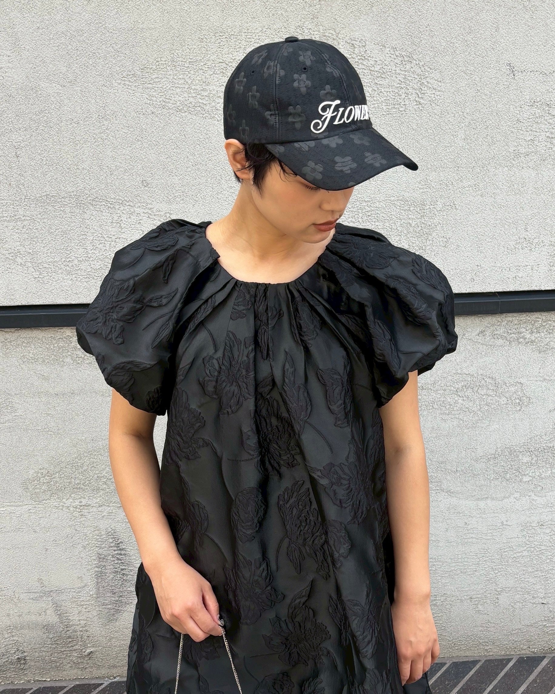 Flower jacquard cap (black)