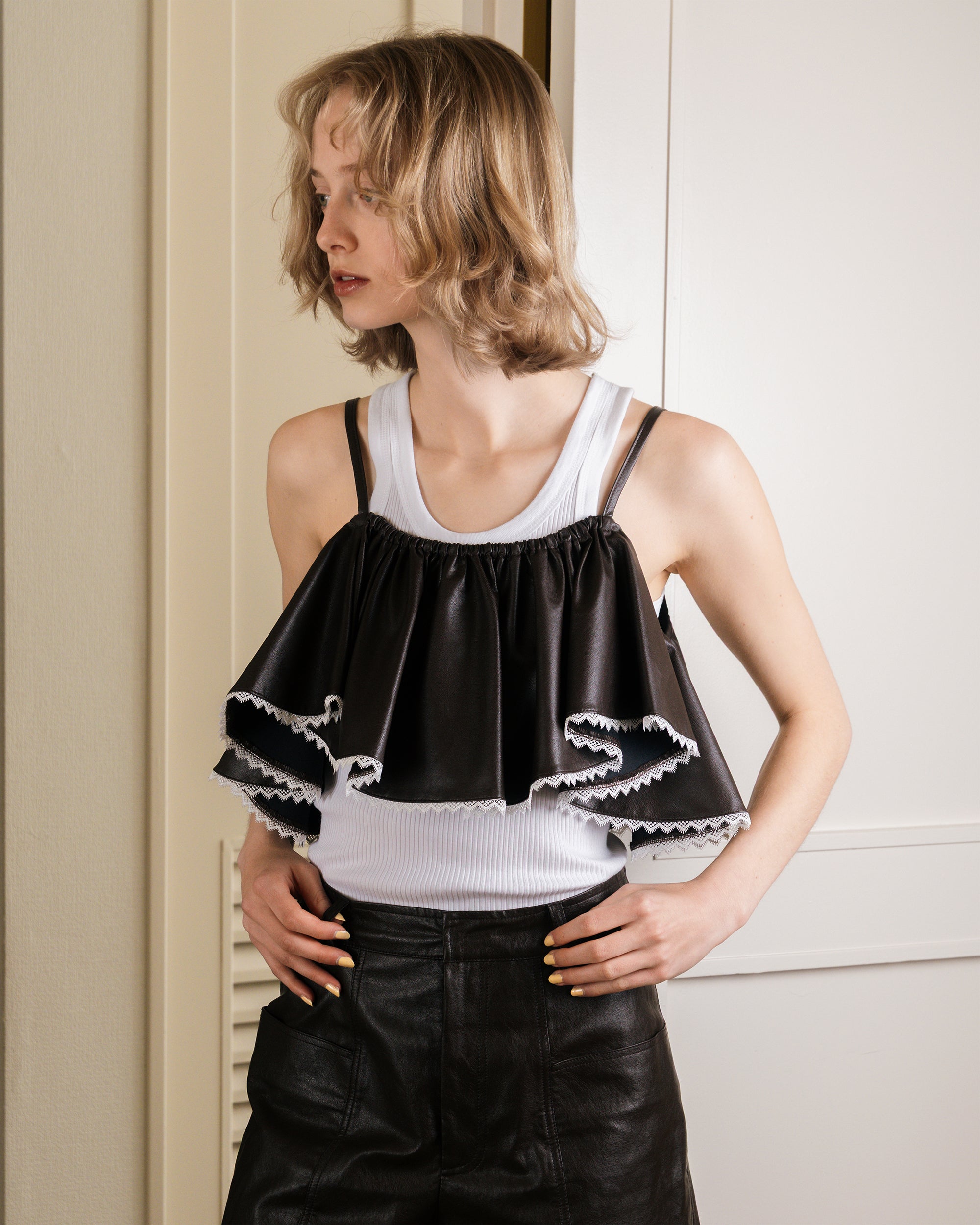 VEIL CURVE BUSTIER