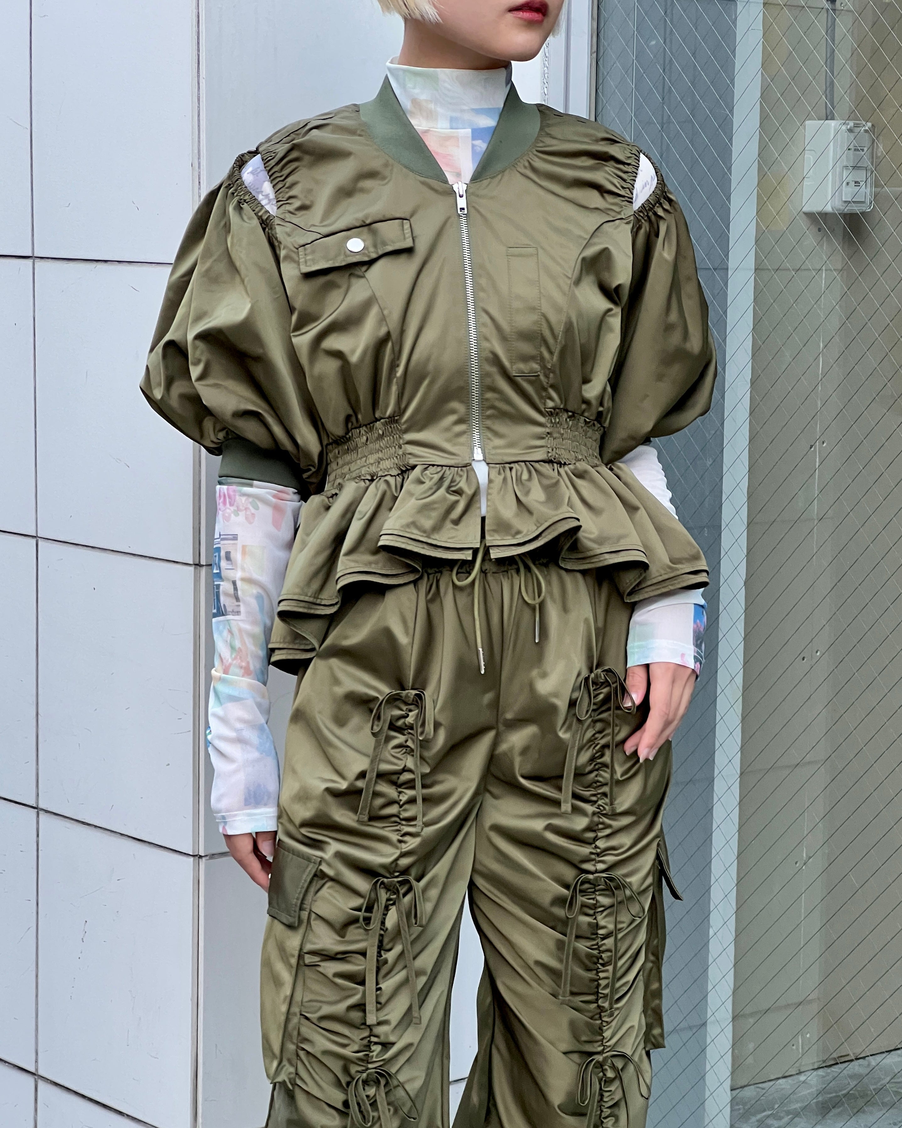 GATHER RIBBON CARGO PANTS (KHAKI)