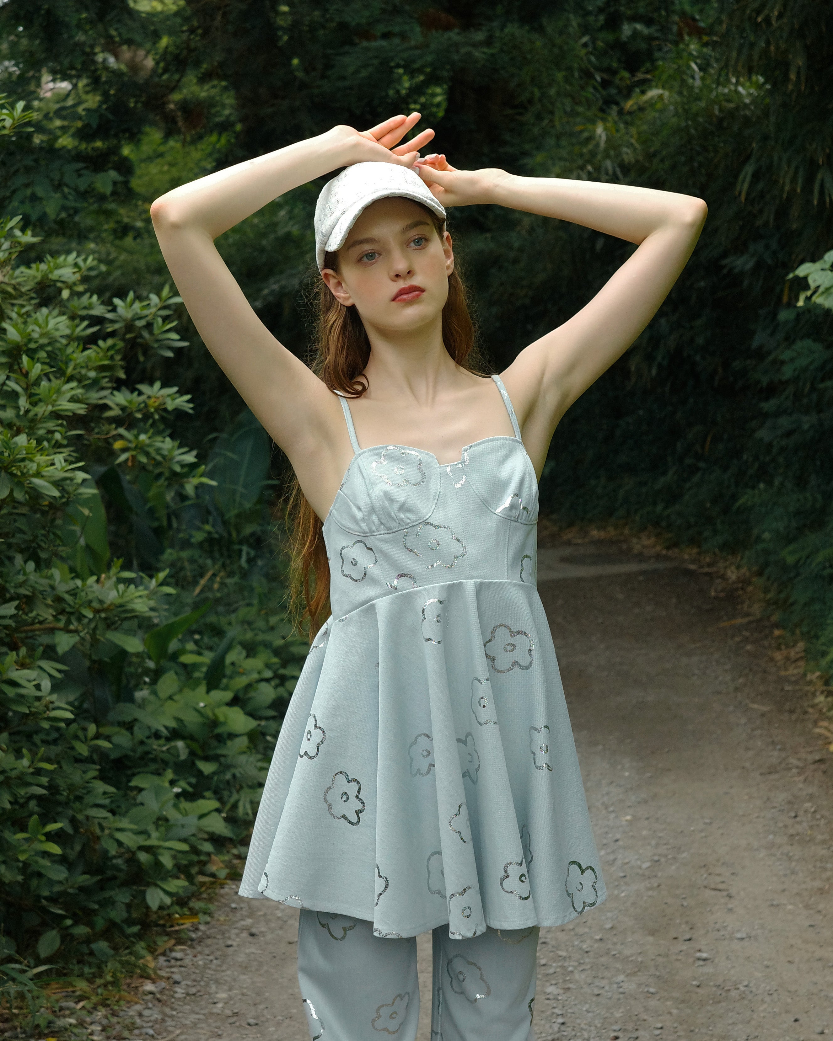 SILVER FLOWER DENIM TUNIC（LIGHT BLUE）