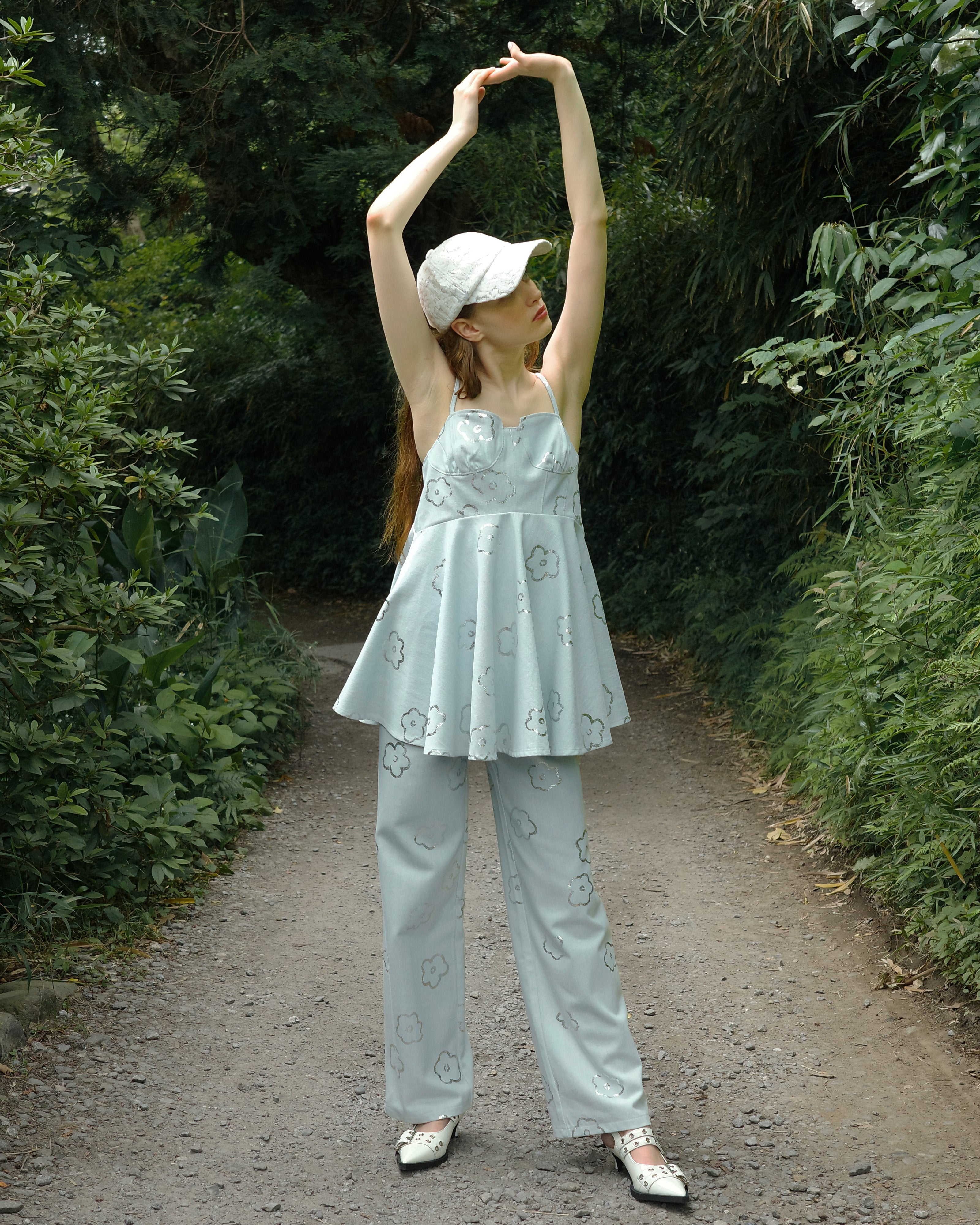 SILVER FLOWER DENIM TUNIC（LIGHT BLUE）