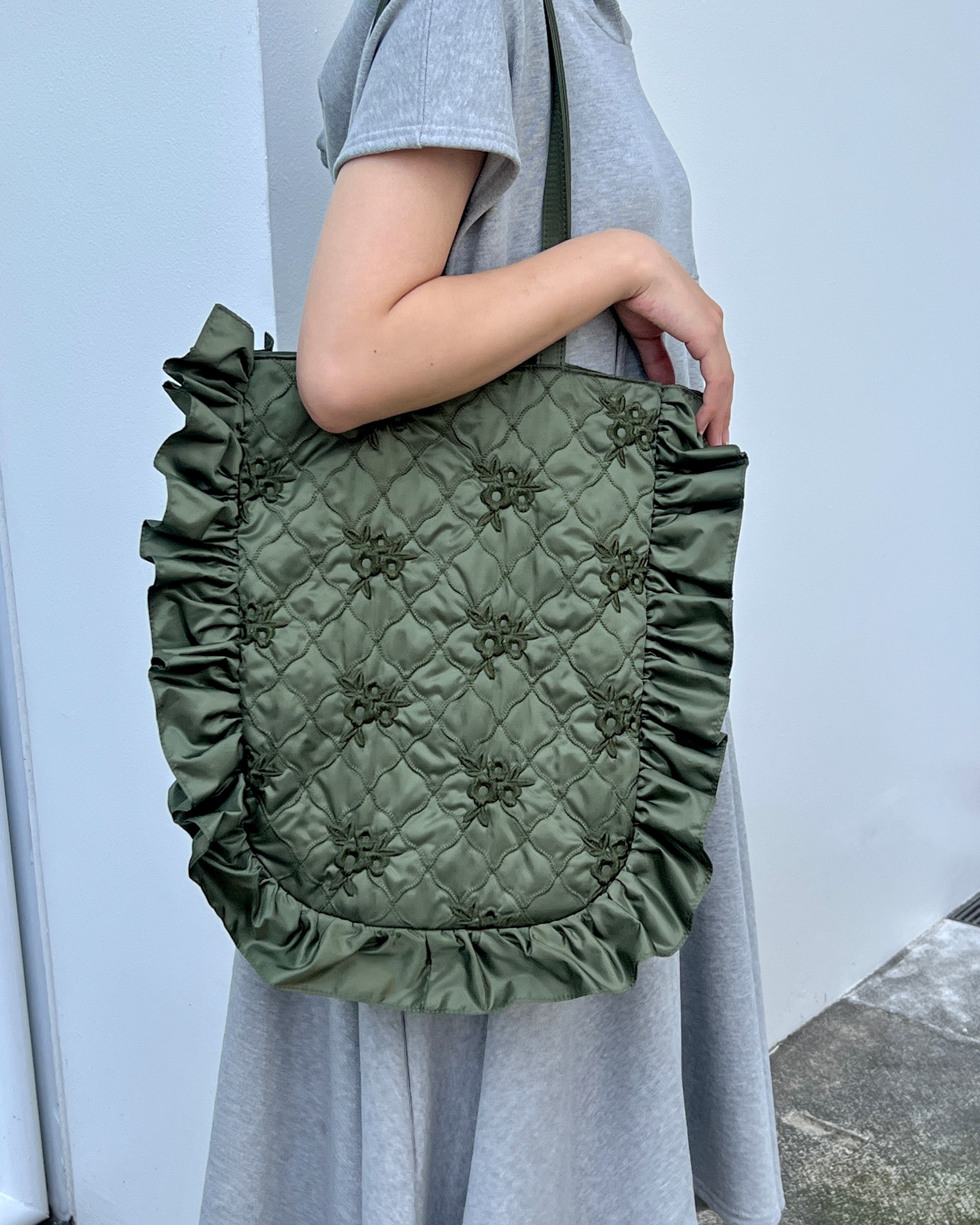 flower wave quilting tote (khaki)