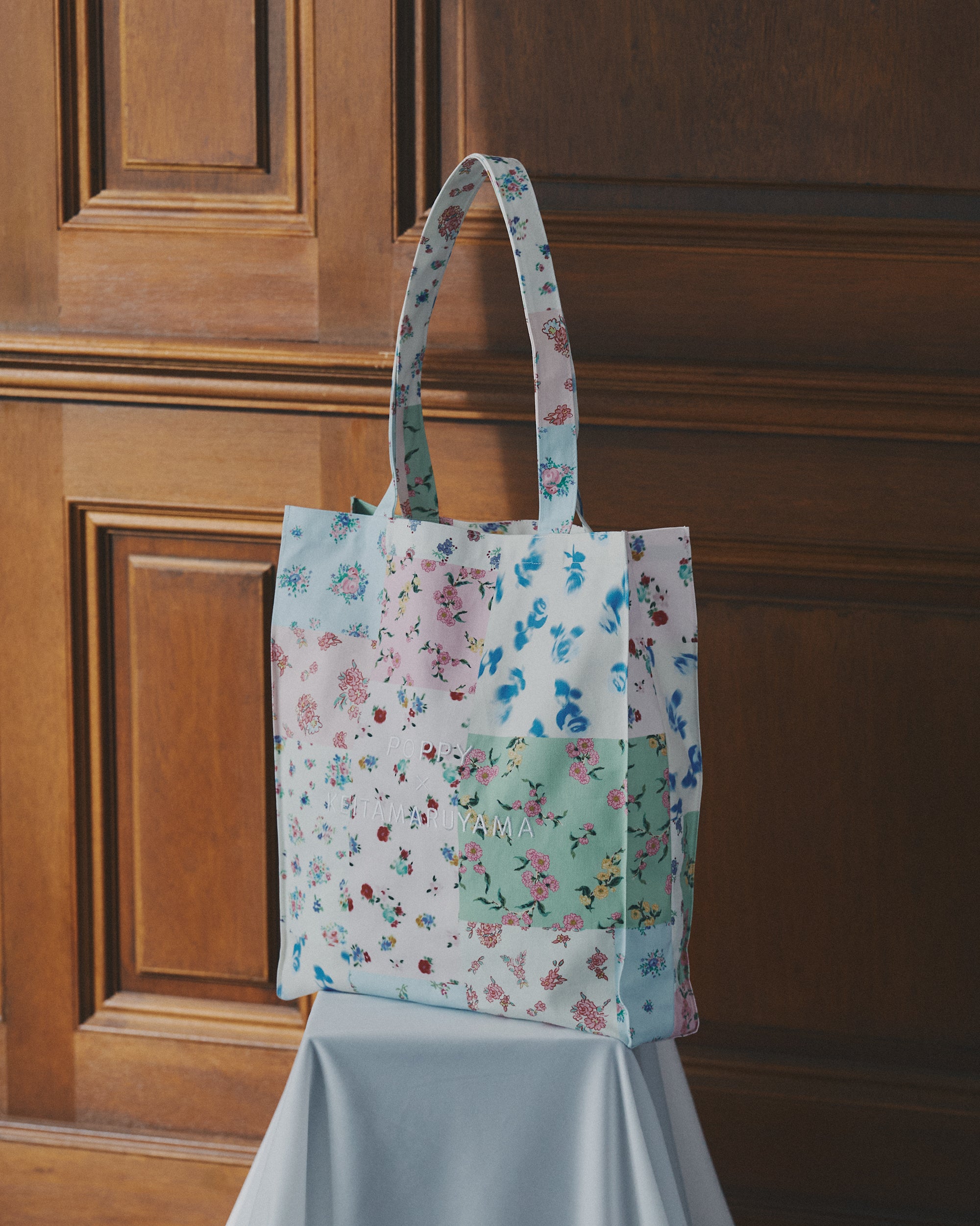 Romantic patchwork tote bag