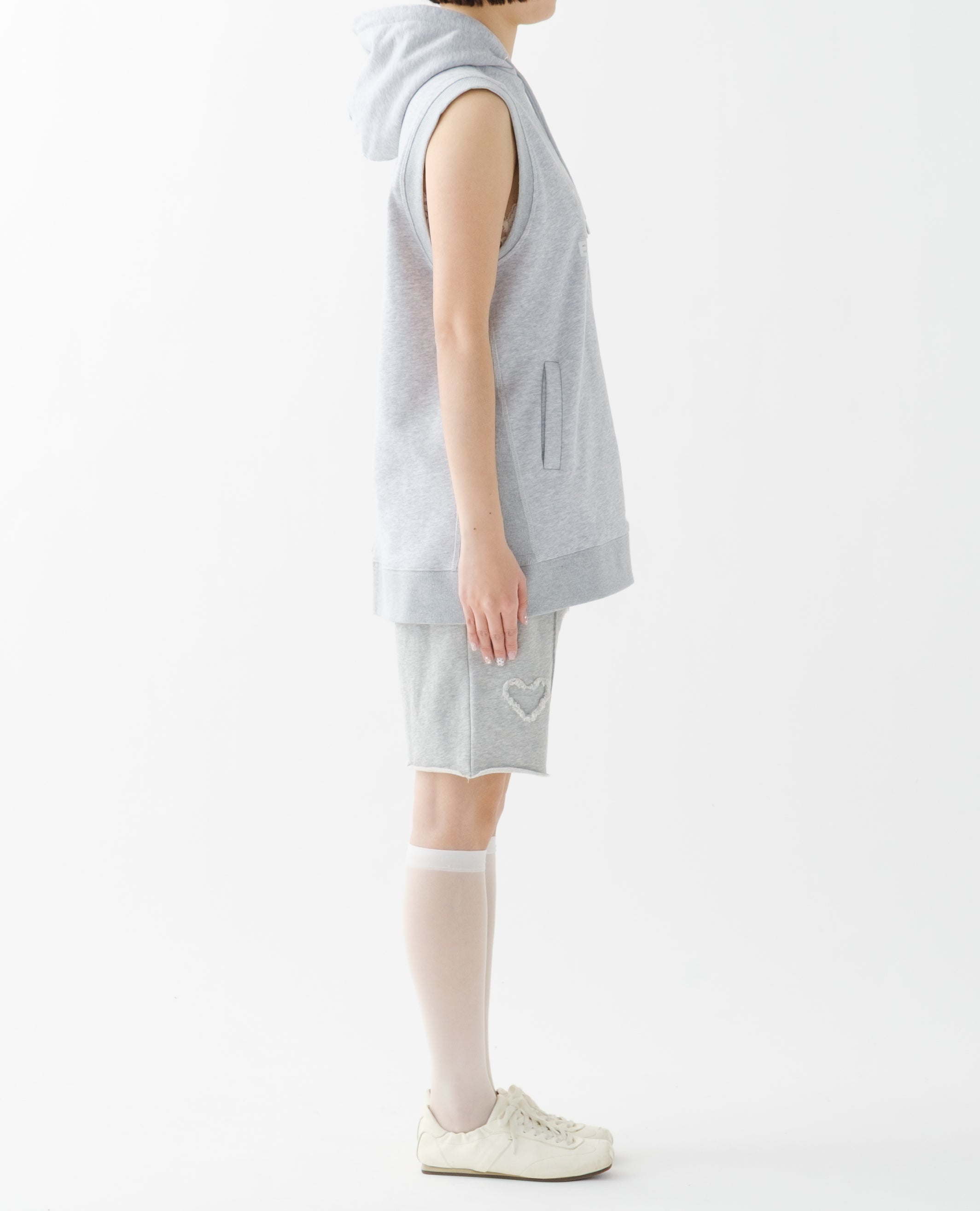 モデル身長 : 170cm