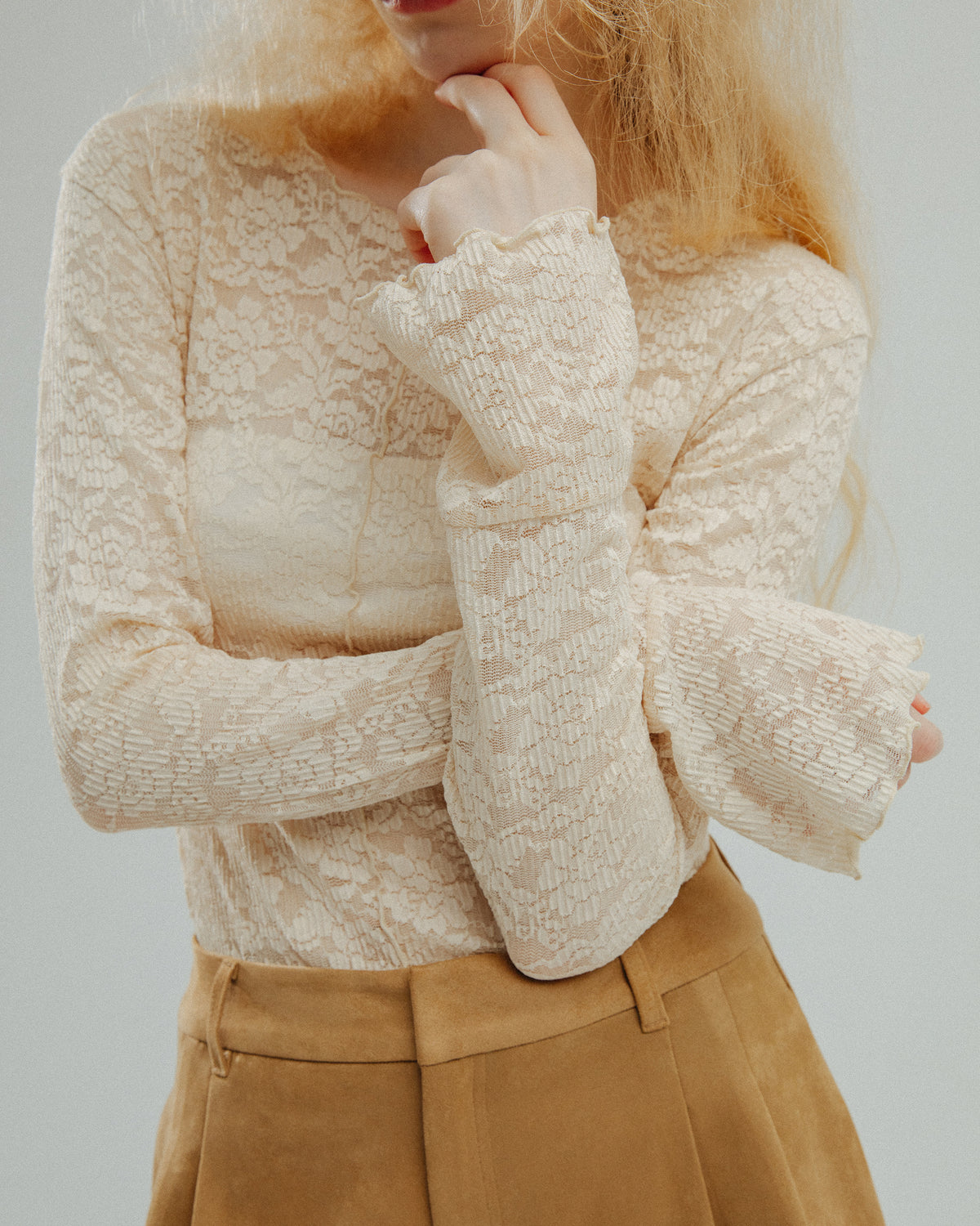 Lace flare sleeve top