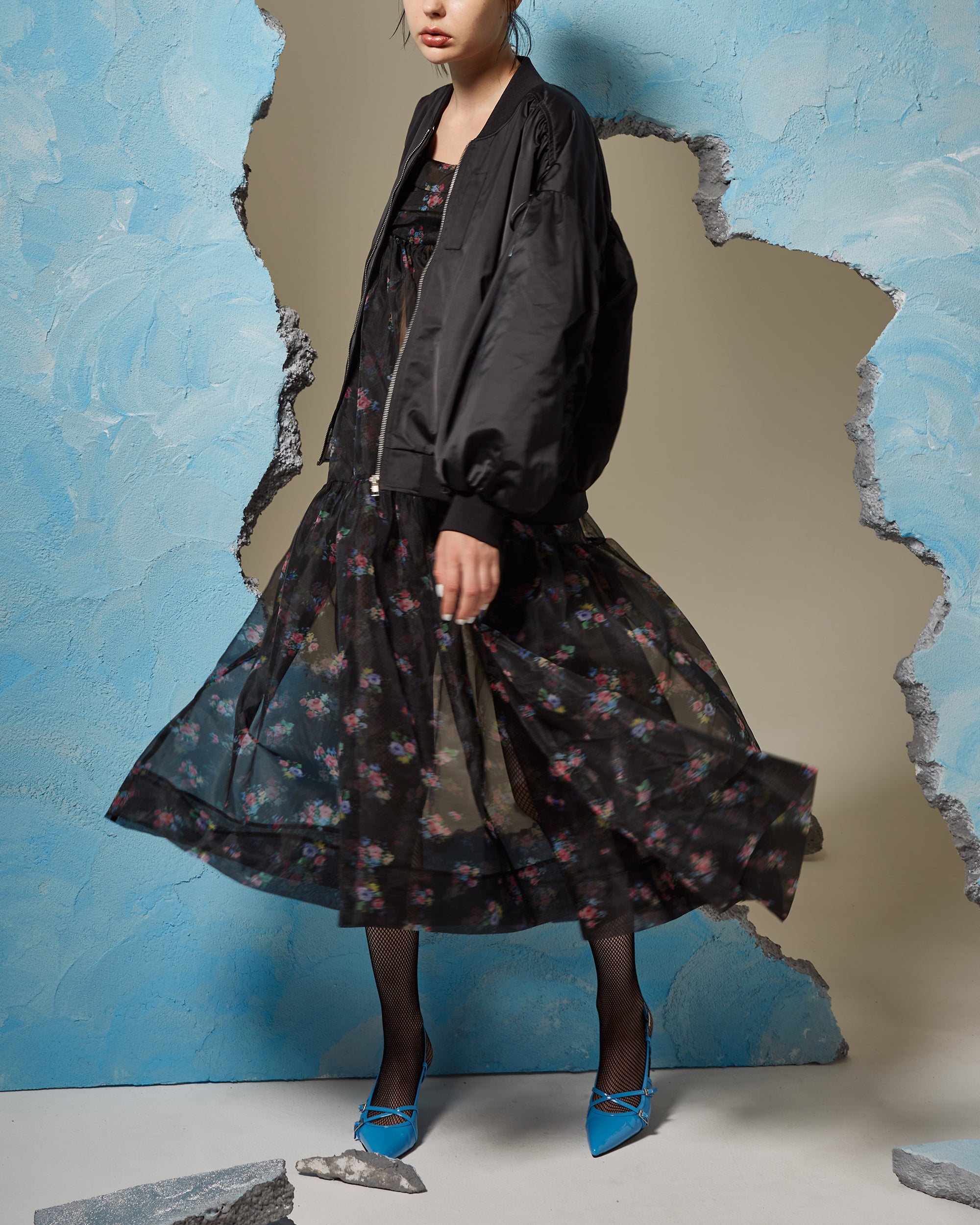 Blur flower organdy cami dress (black)