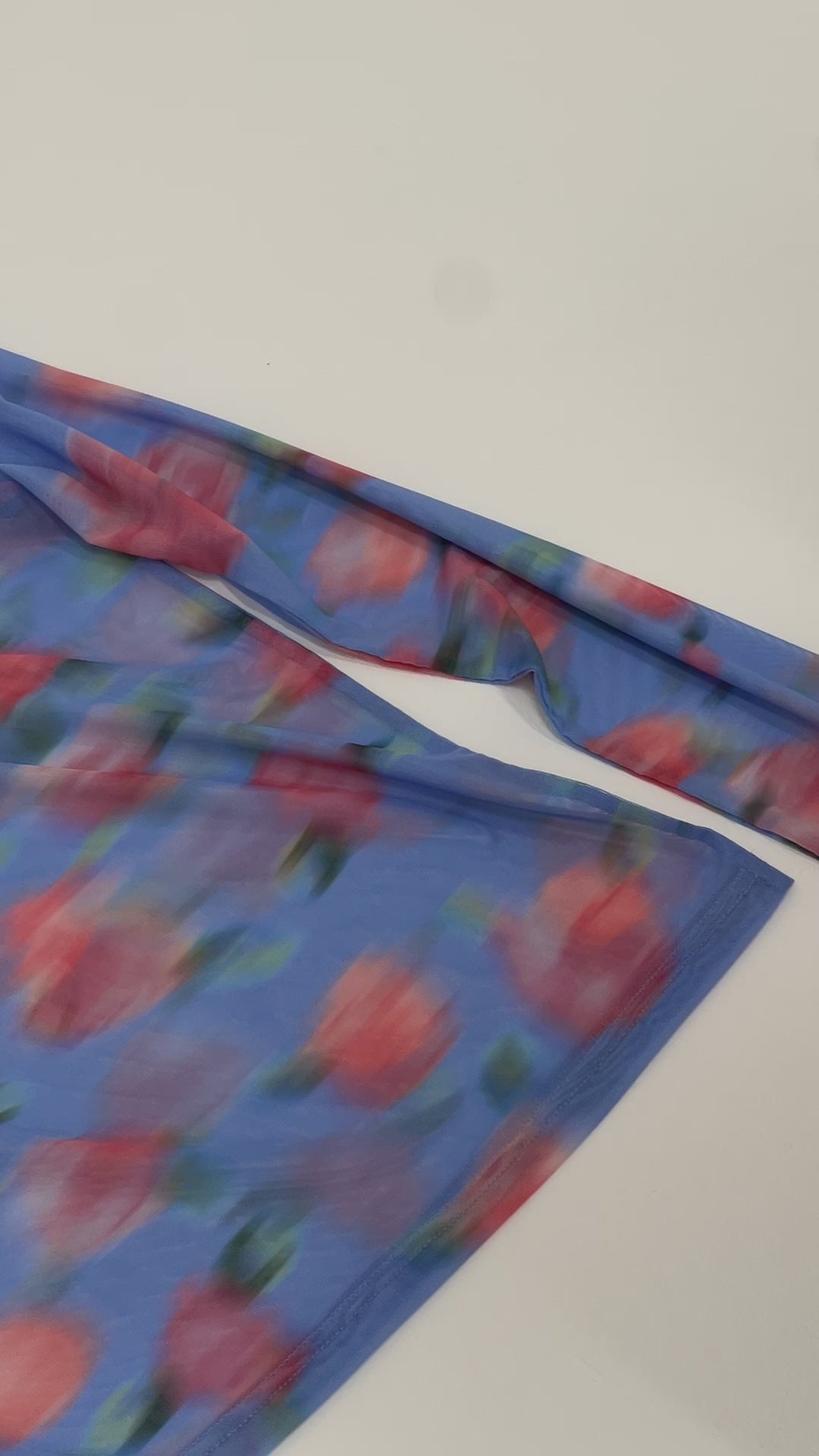 Blur pink flowers see-through tops (High neck)