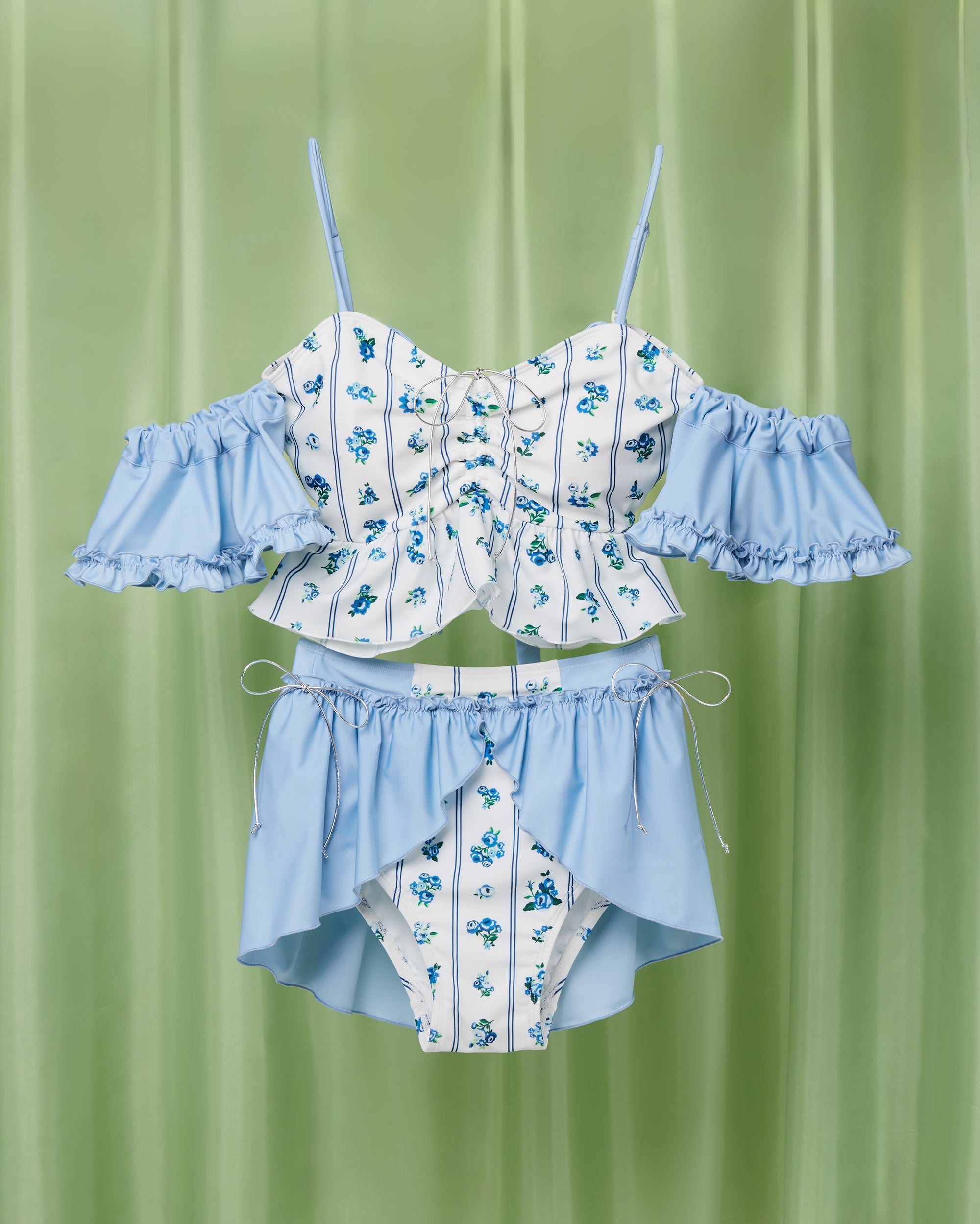 Off shoulder flare bikini